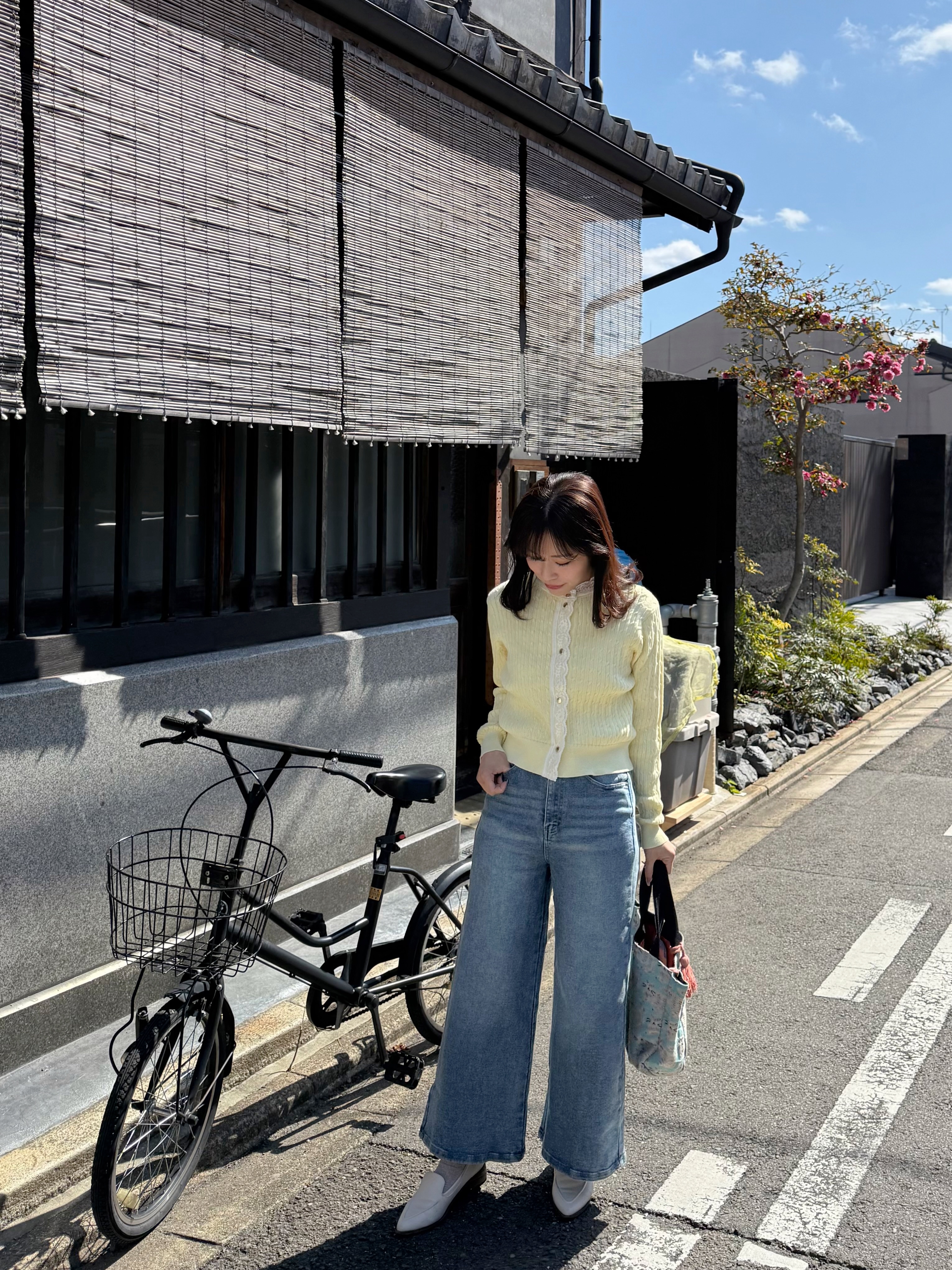 3色•蕾絲企領麻花針織外套