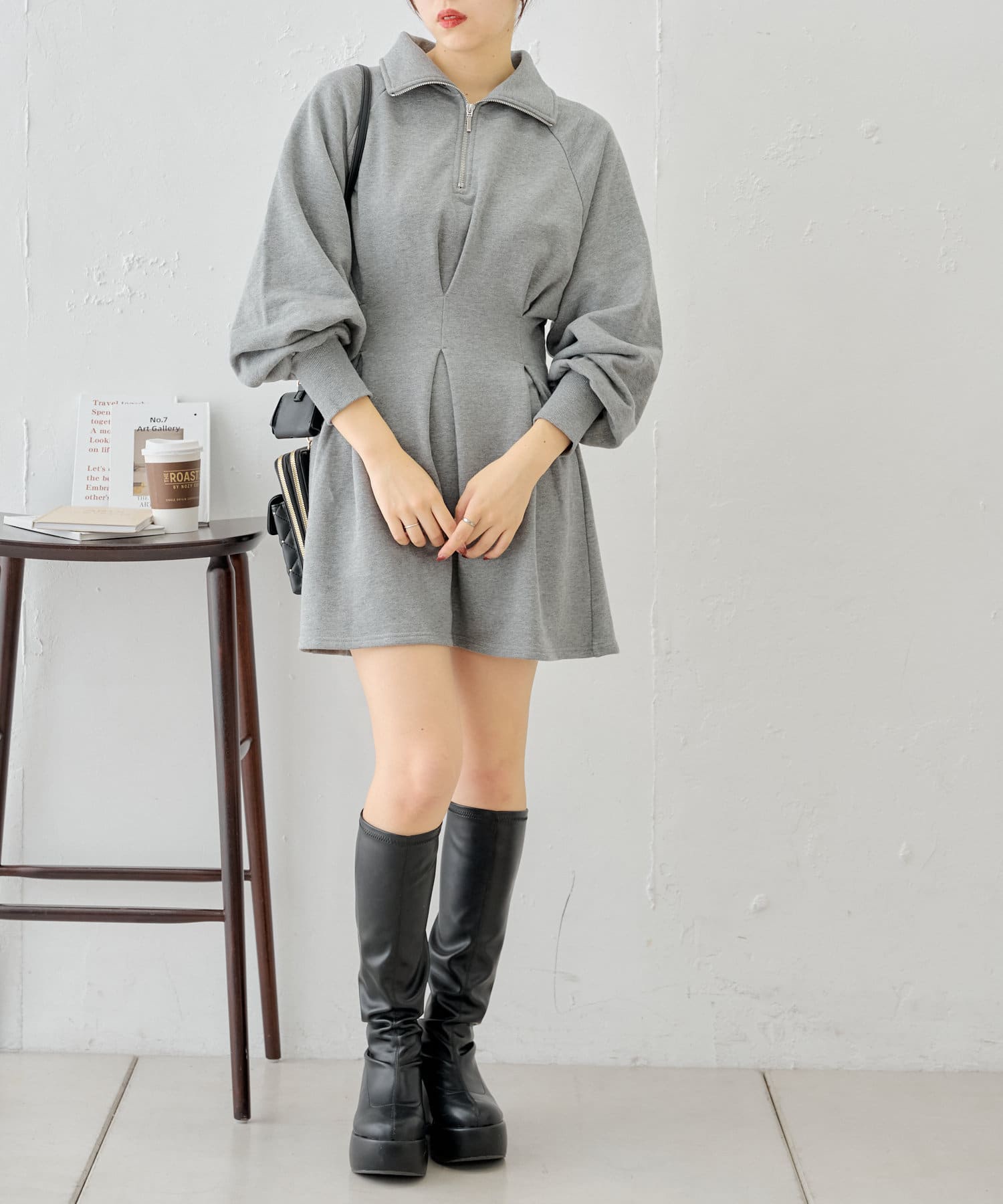 拉鍊領位衛衣連身裙