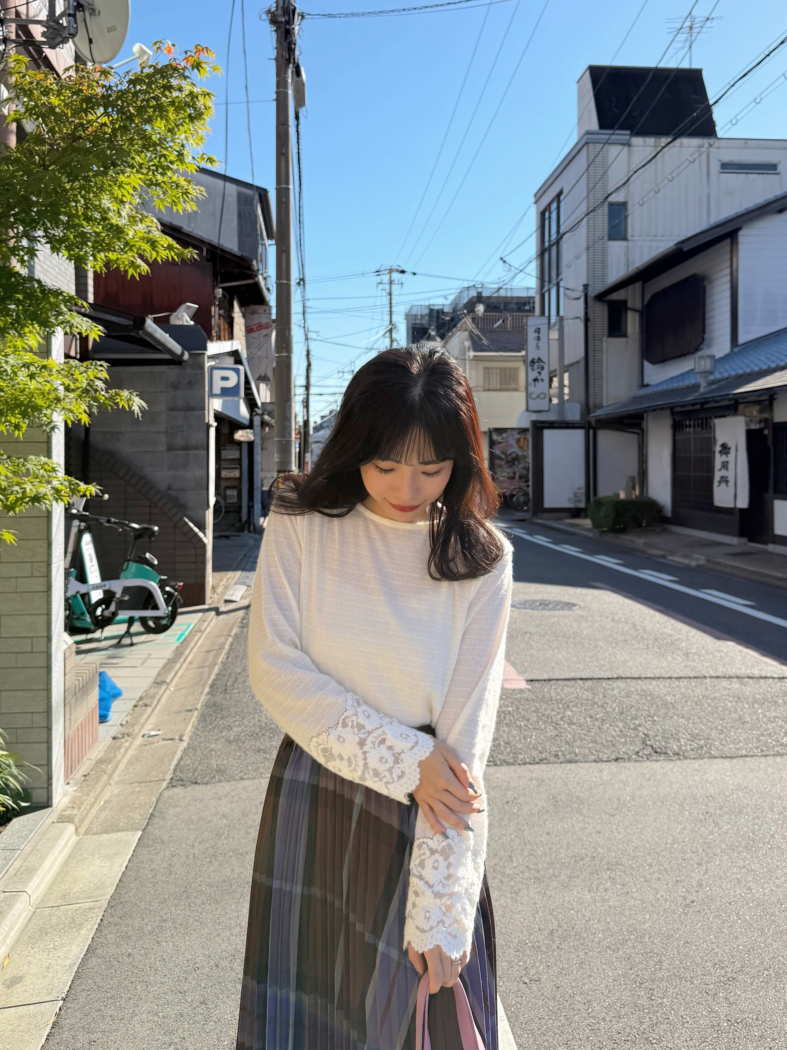 4色•蕾絲寬袖薄針織上衣