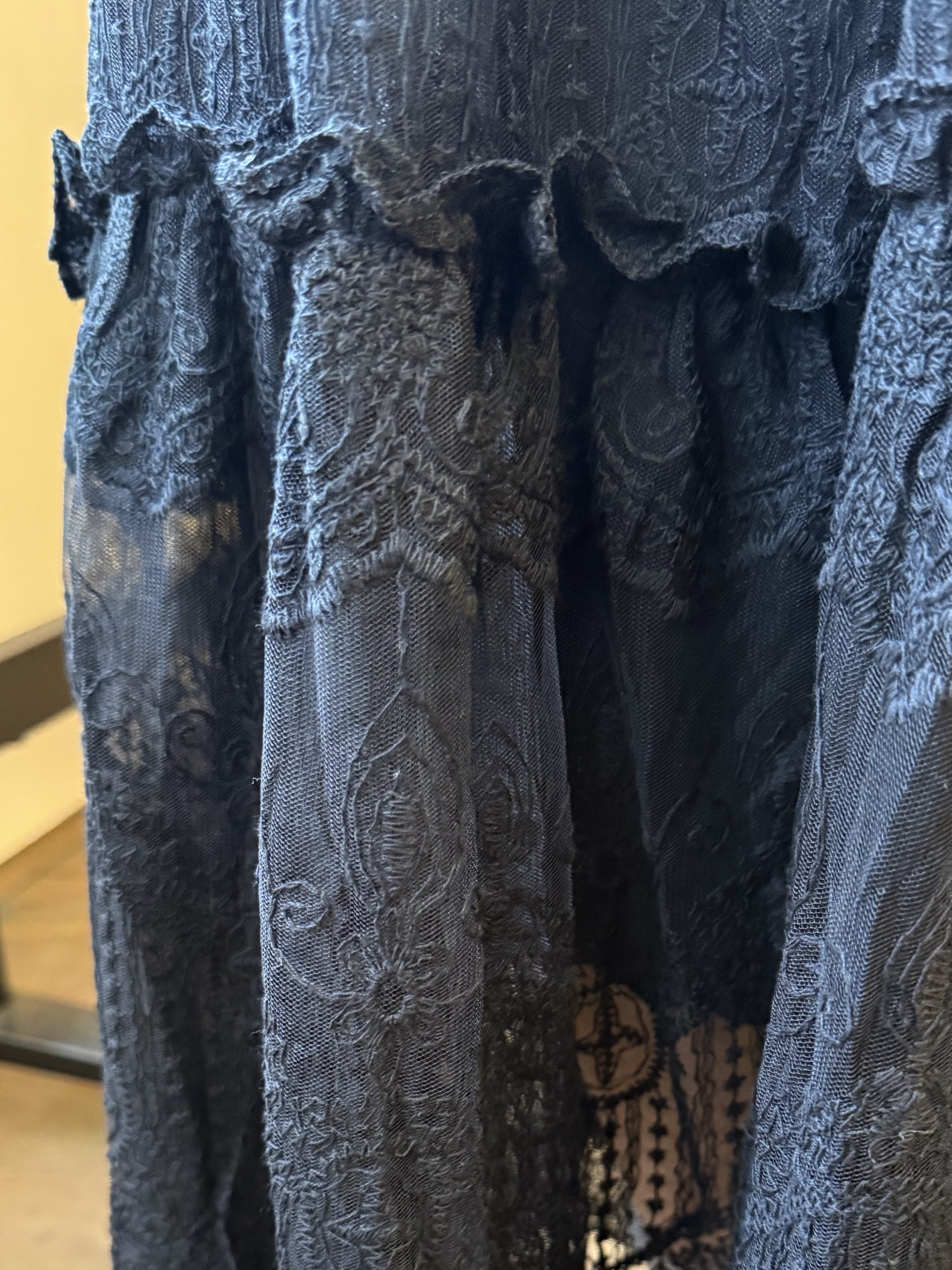 2色•牛仔拼蕾絲A line半身裙