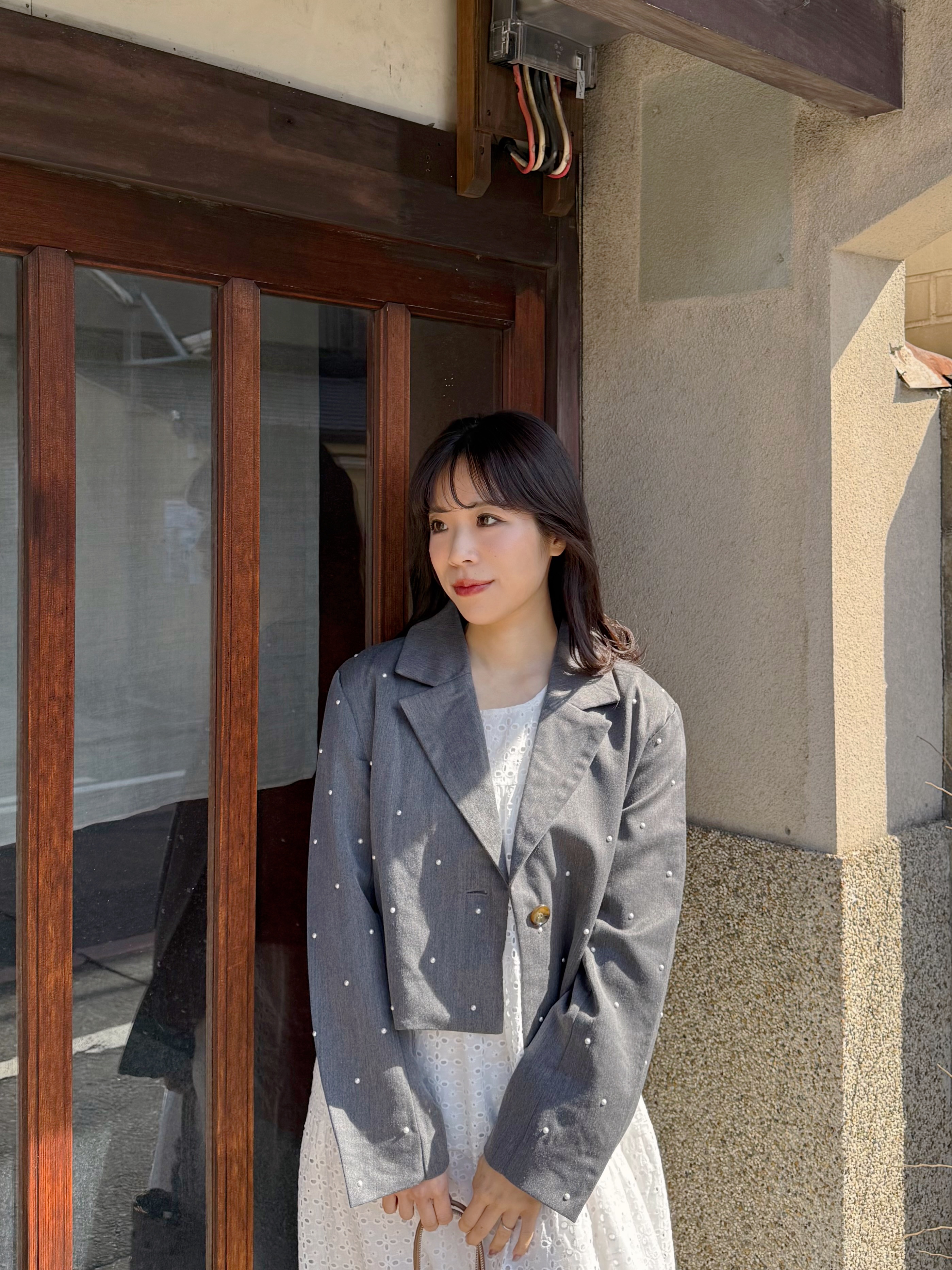 2色•珍珠點點短款西裝外套