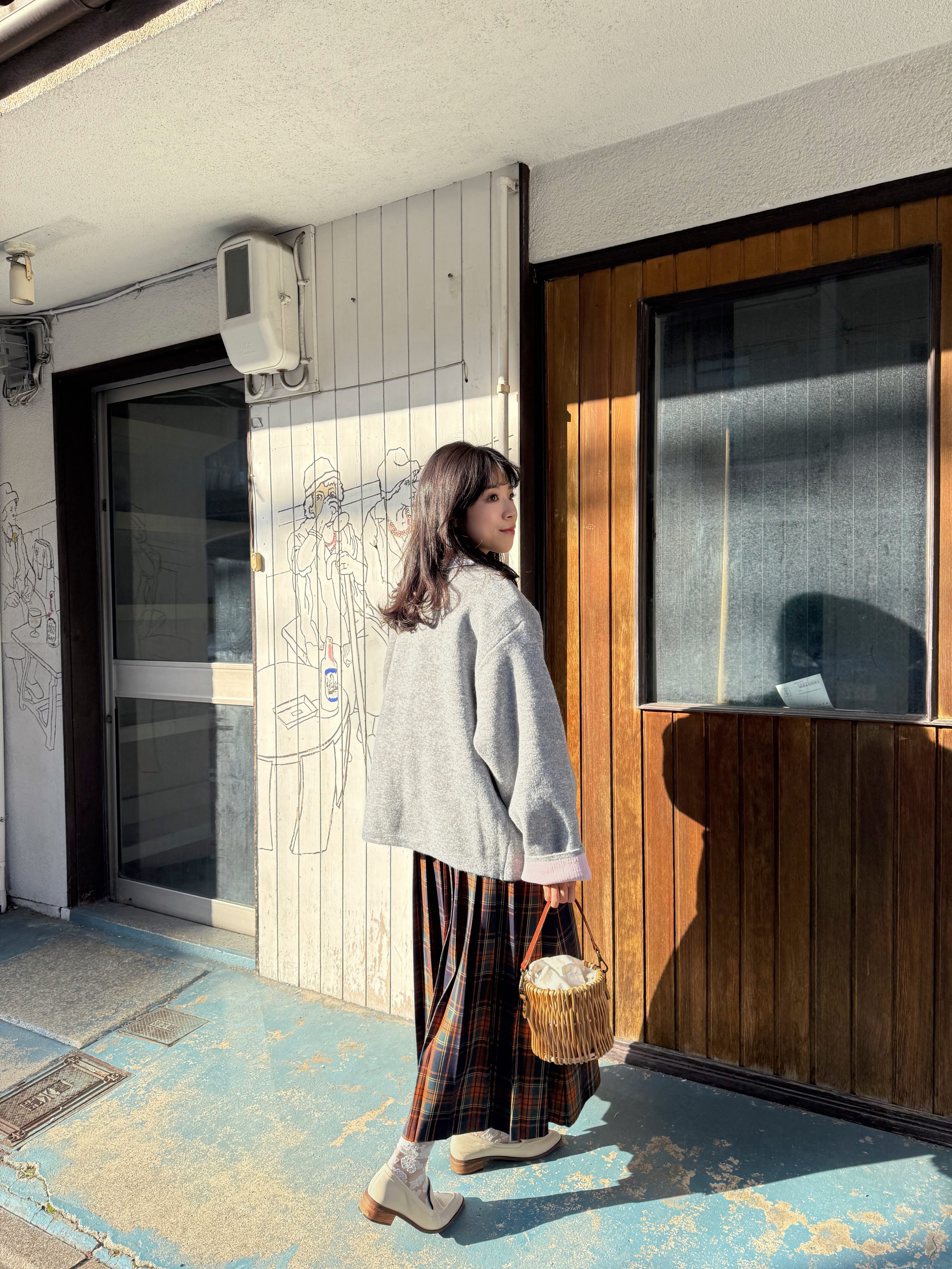 4色•拼色金扣中長款針織外套