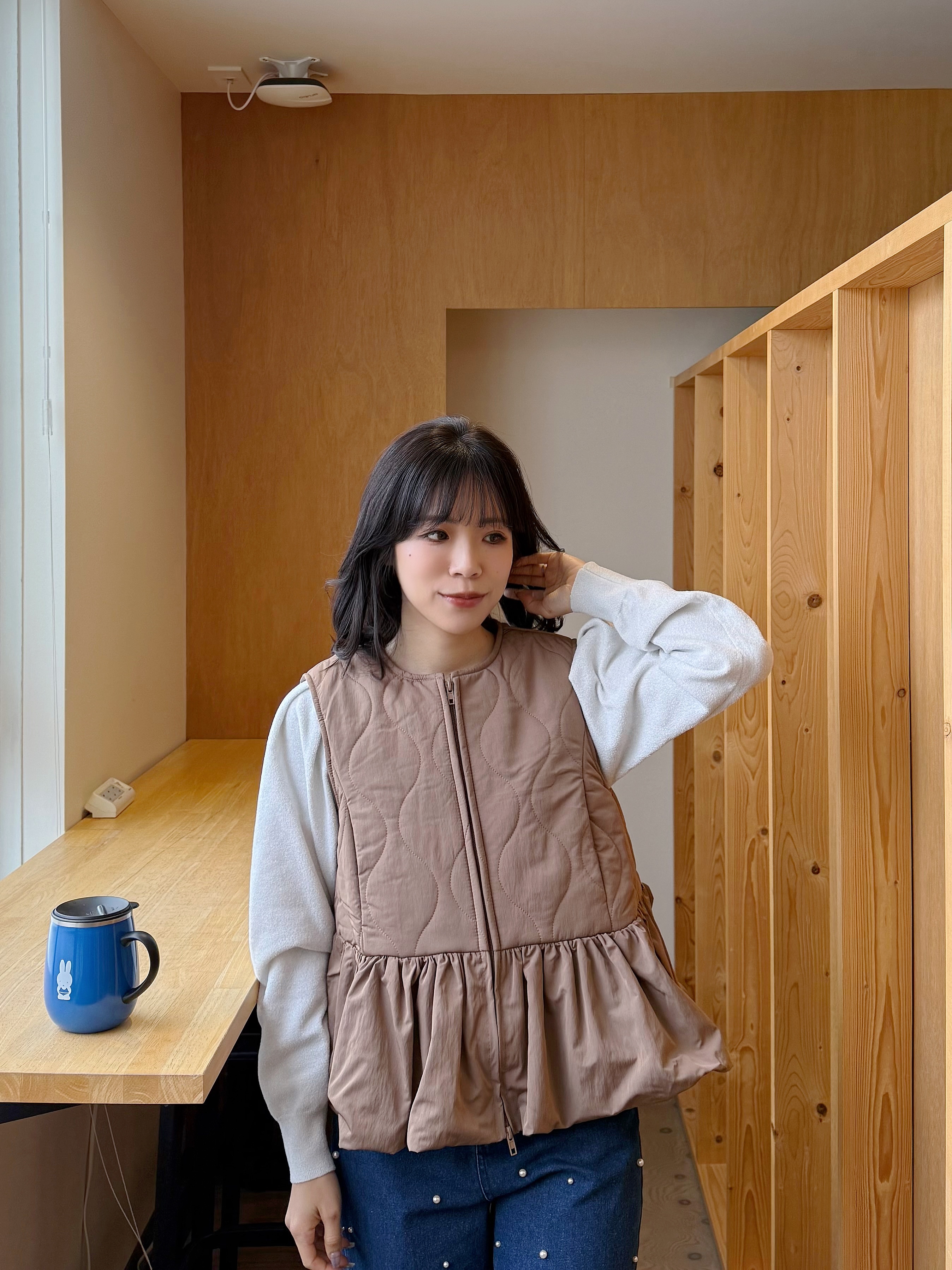 SpecialPrice•3色•波浪紋夾綿傘擺背心外套