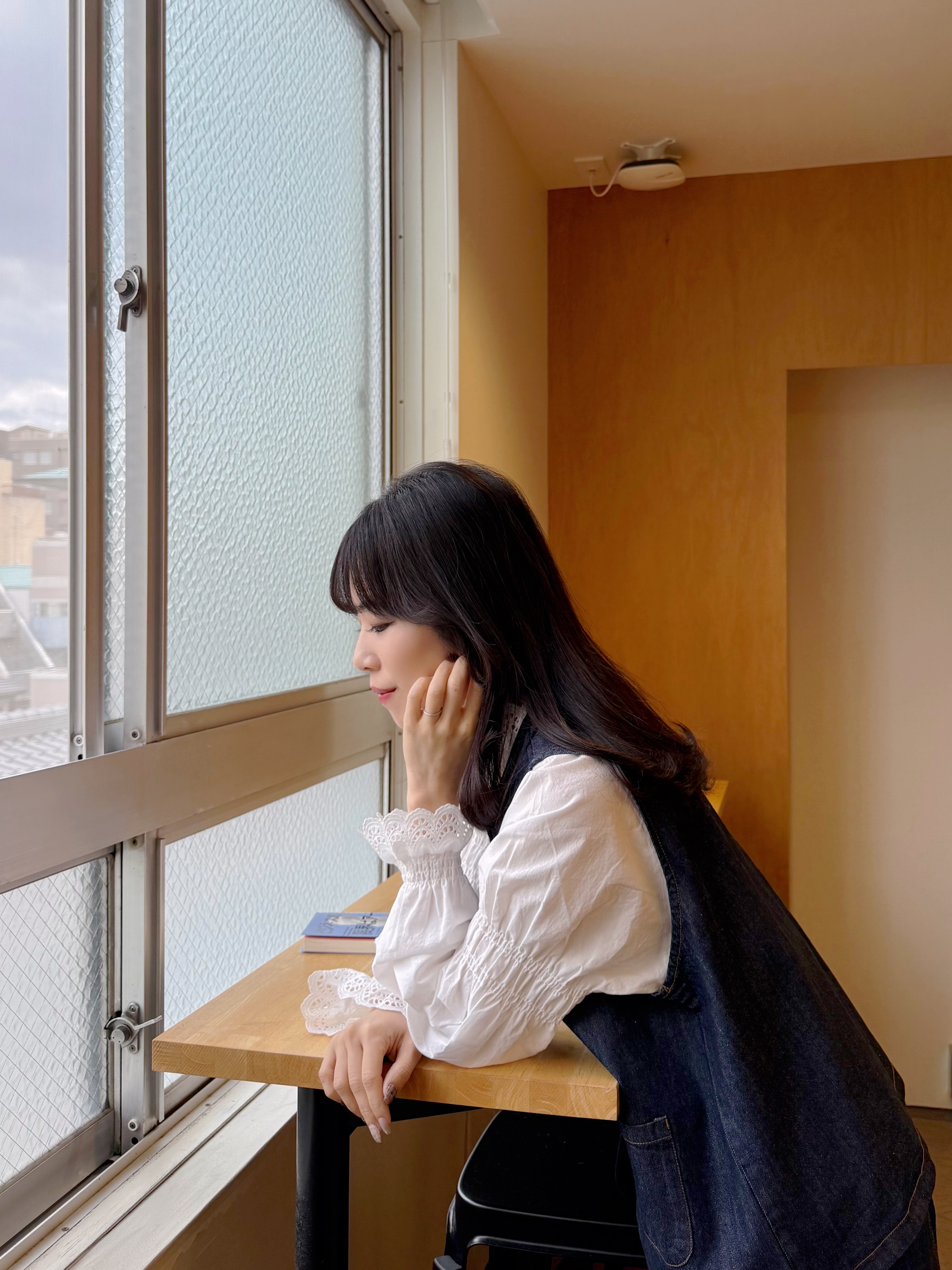 2色•通花鏤空綿上衣