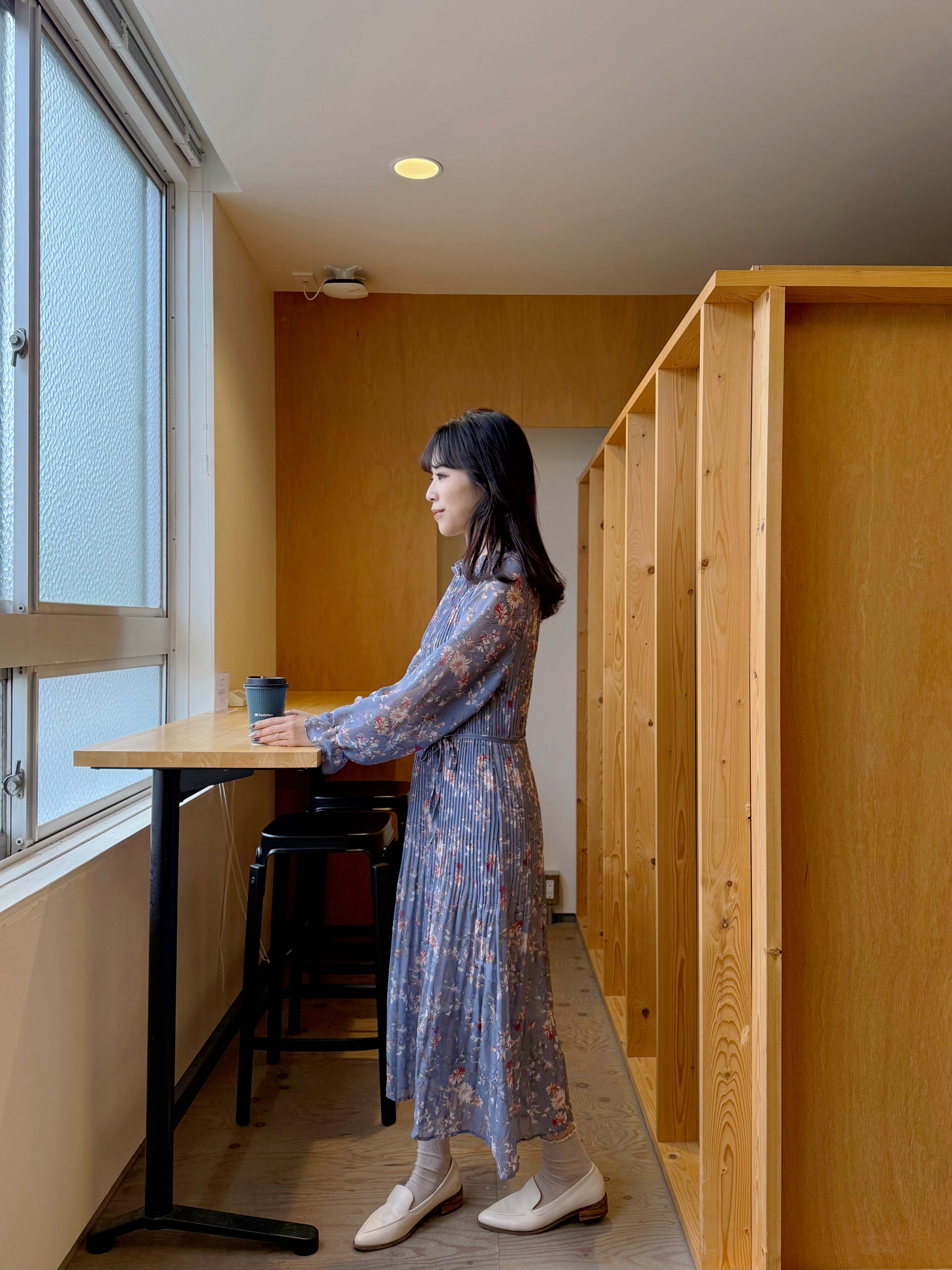 百褶印花雪紡蝴蝶結腰帶連身裙