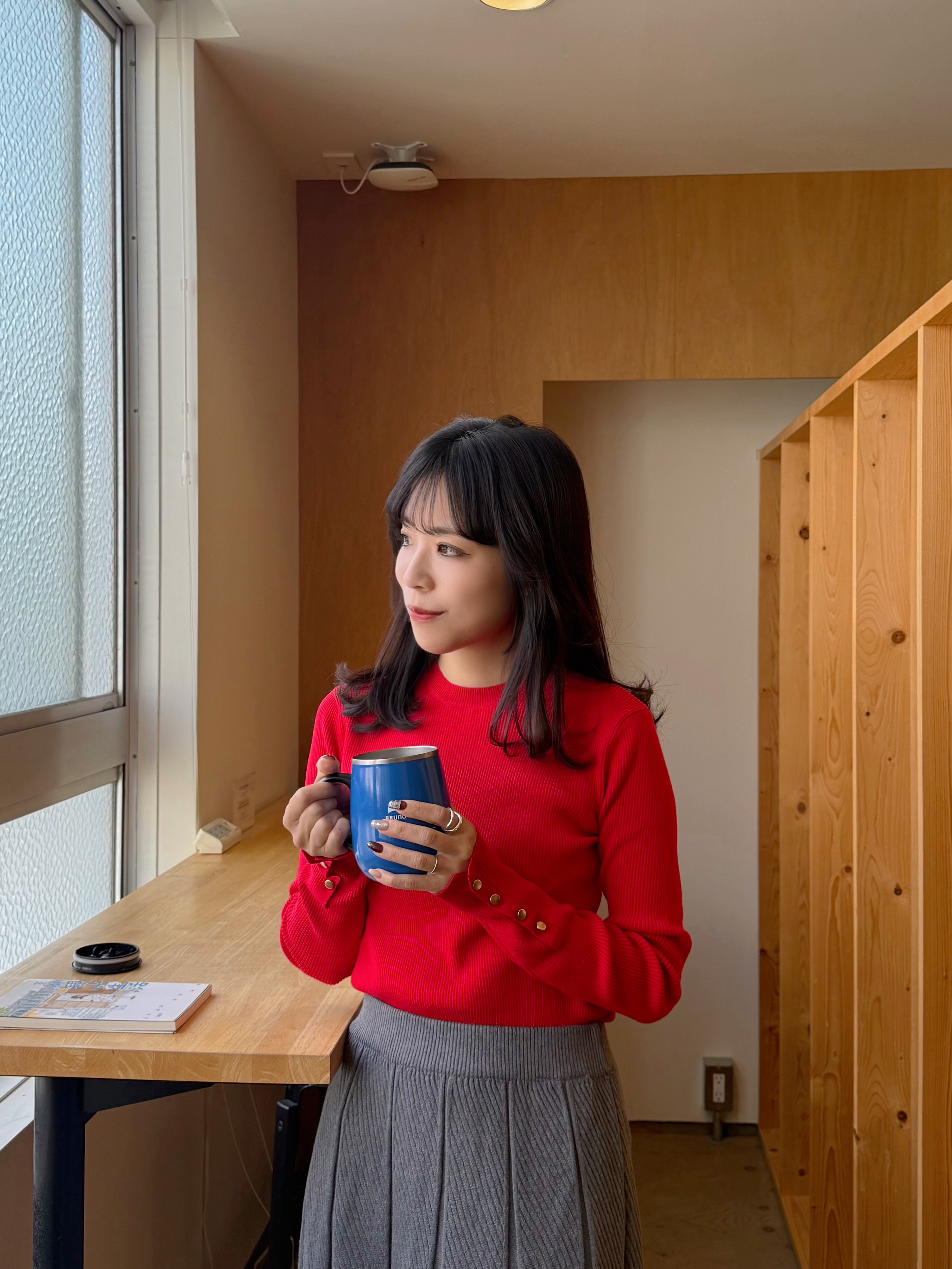 16色•金扣手袖圓領針織上衣