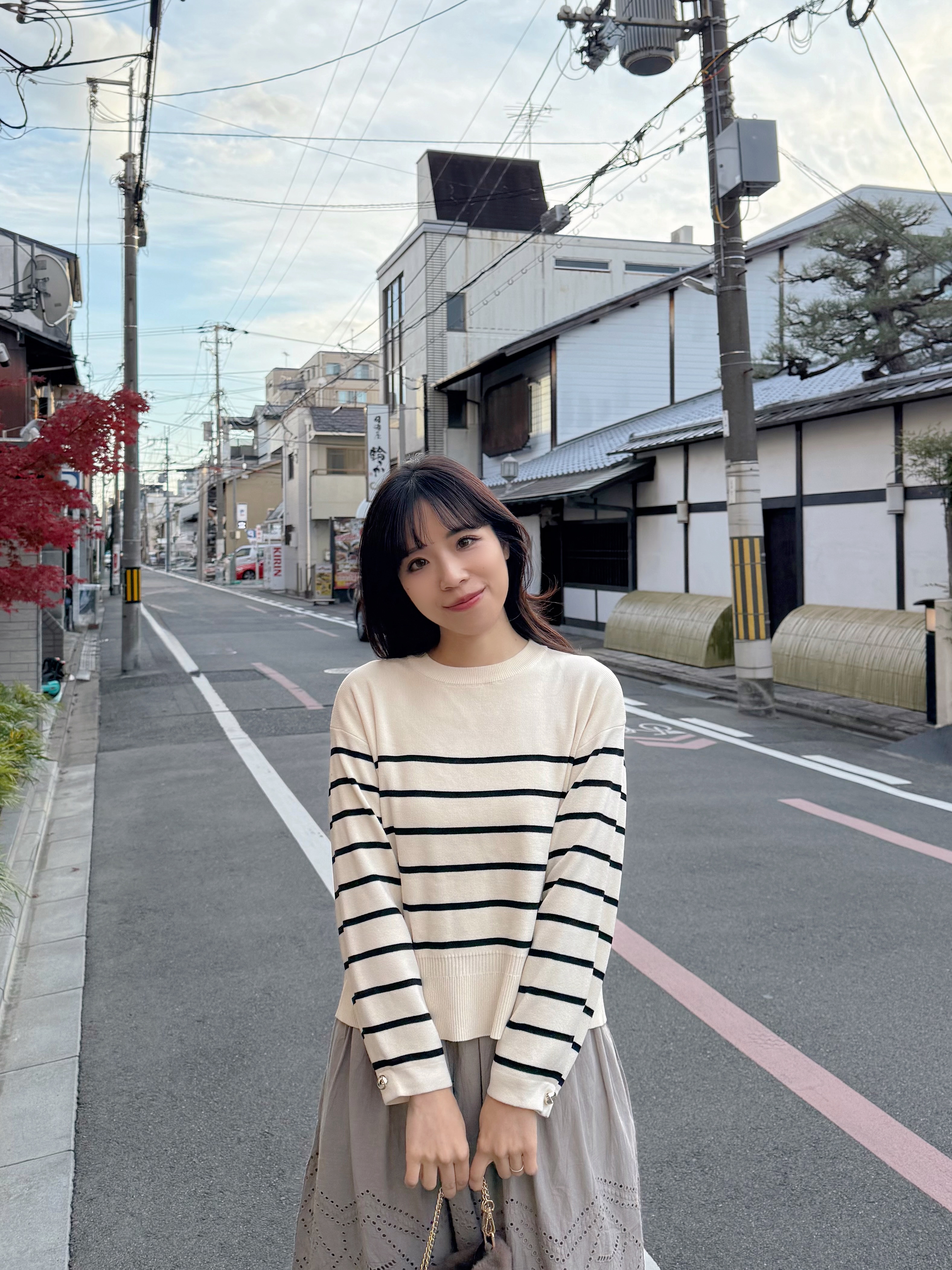 7色•金扣手袖防起毛粒針織上衣