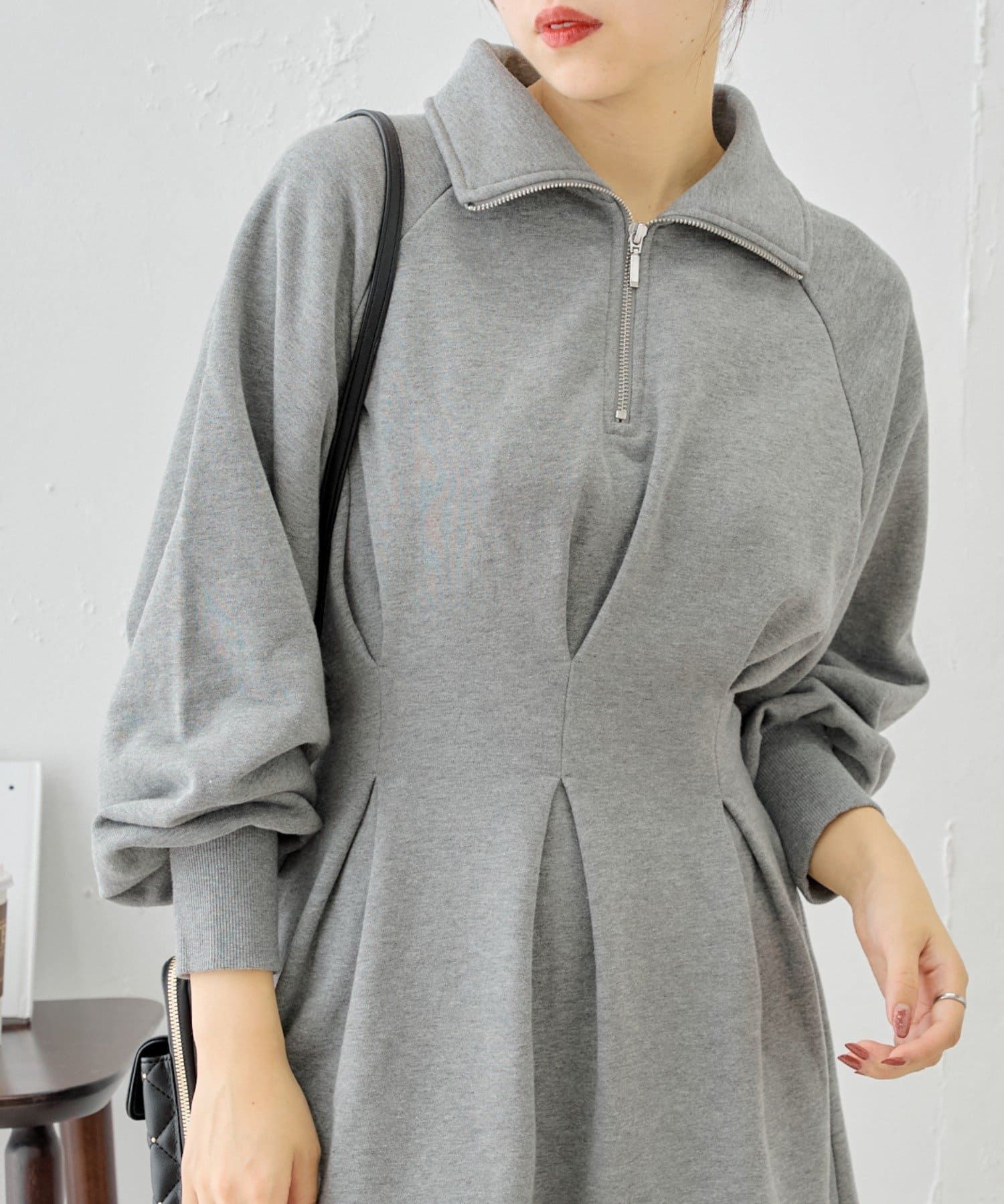 拉鍊領位衛衣連身裙