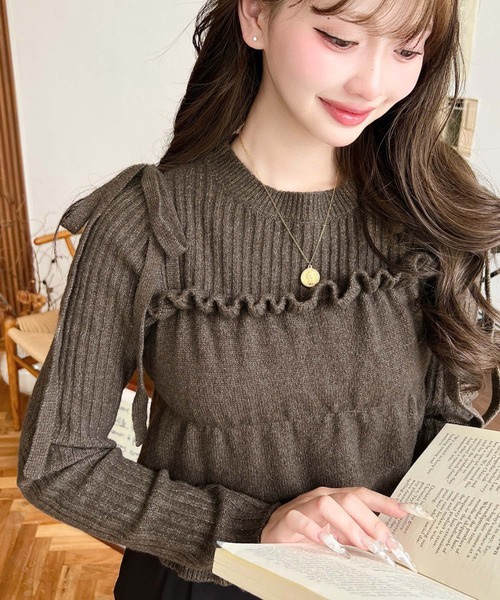 吊帶針織背心 + 長袖上衣