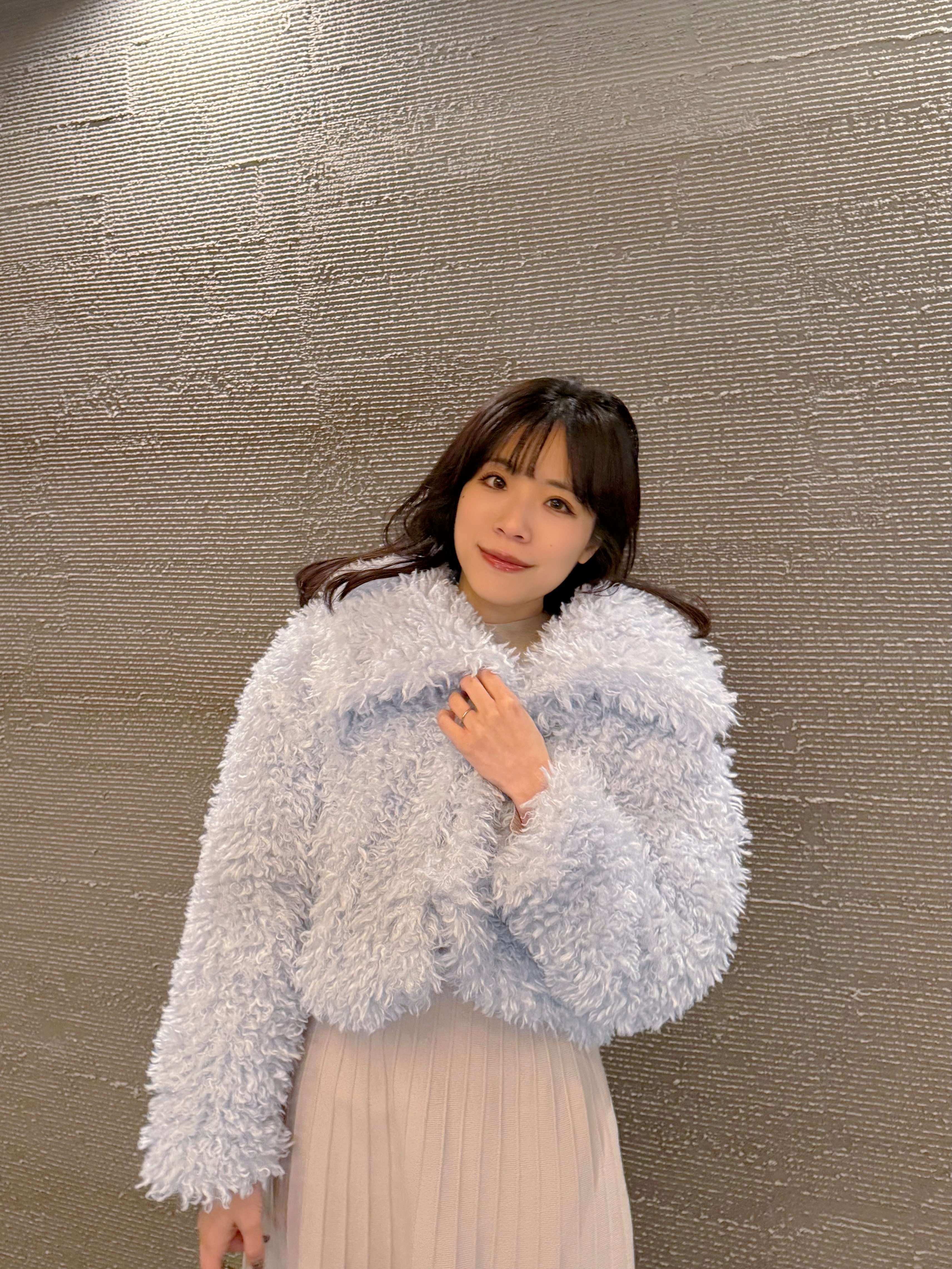 3色•捲捲毛毛翻領外套