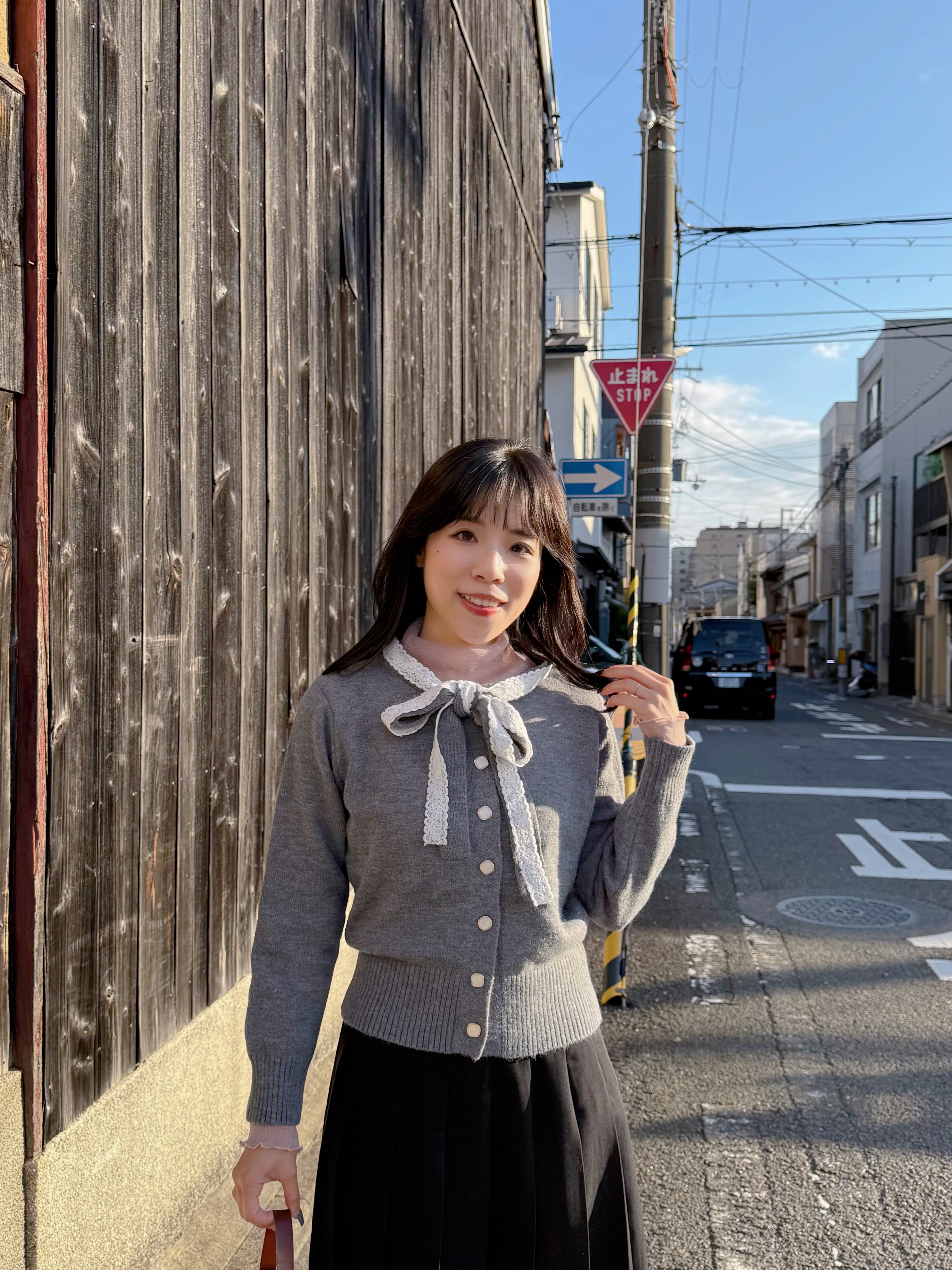 蕾絲蝴蝶結針織外套