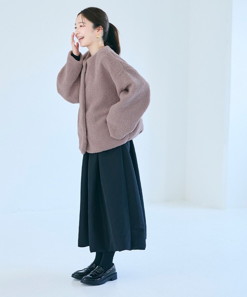 圓領粒粒毛外套