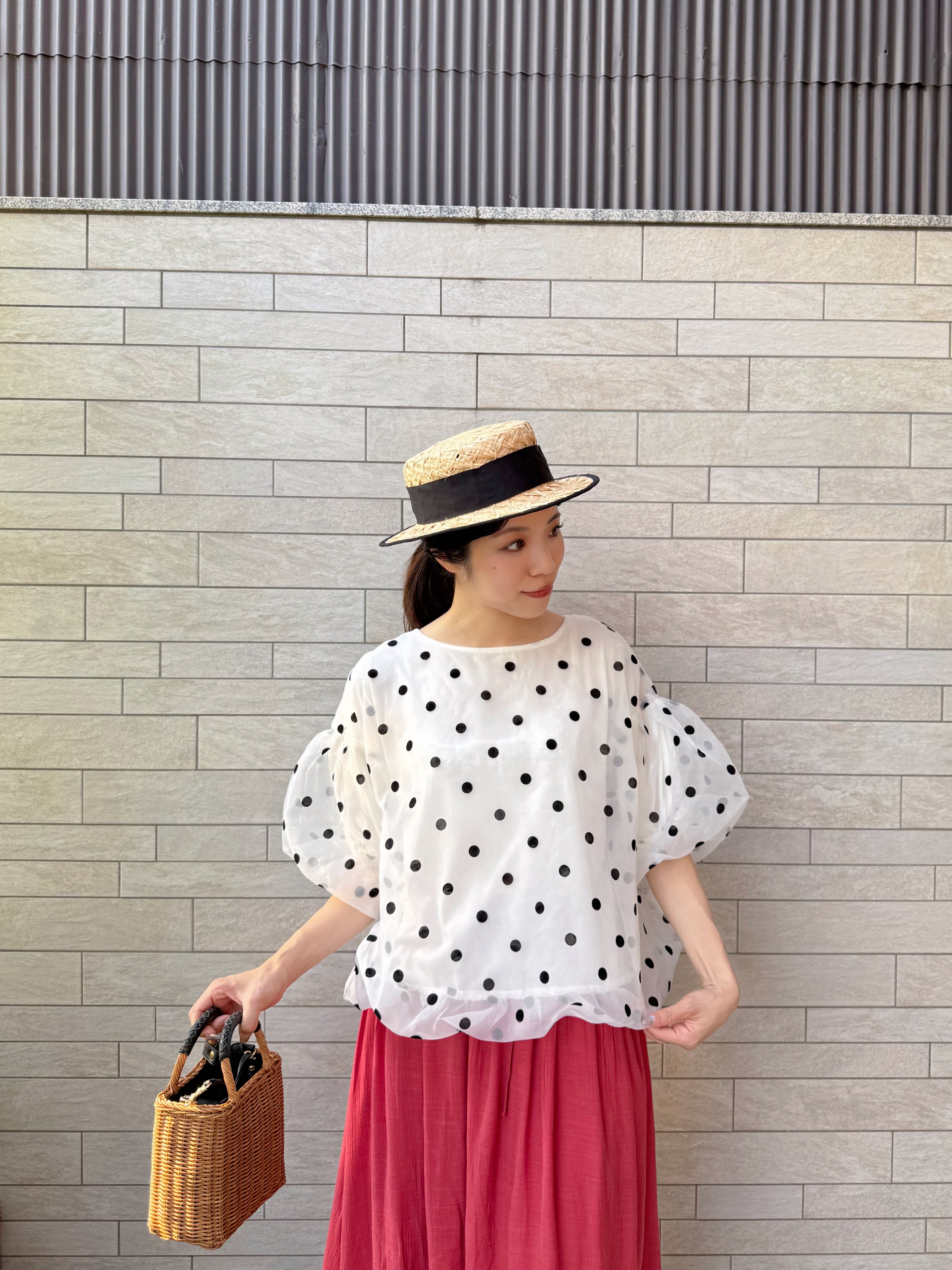 泡泡袖波點雪紡上衣