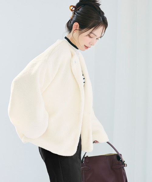 圓領粒粒毛外套