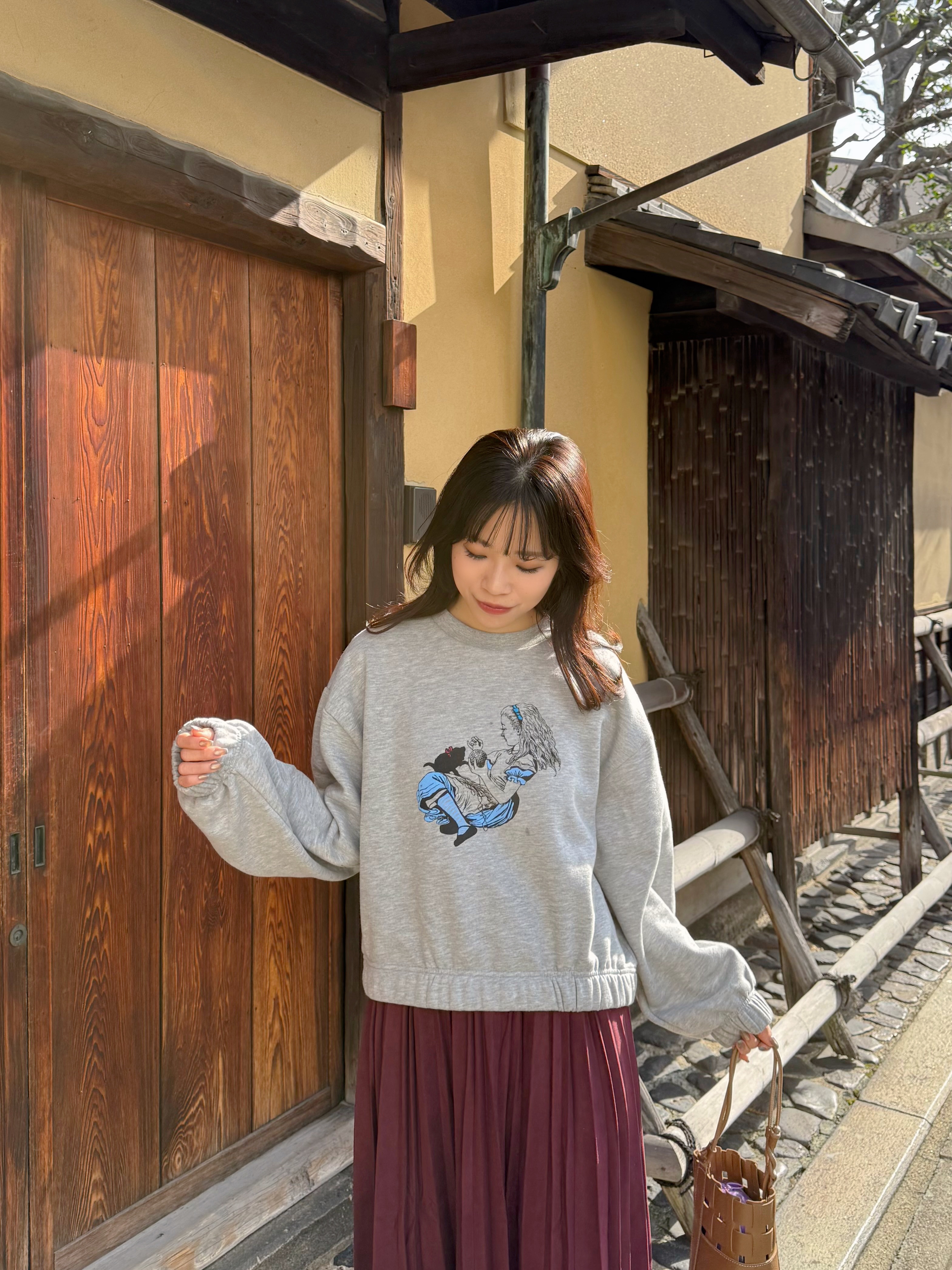 2色•Alice裡裹綿衛衣