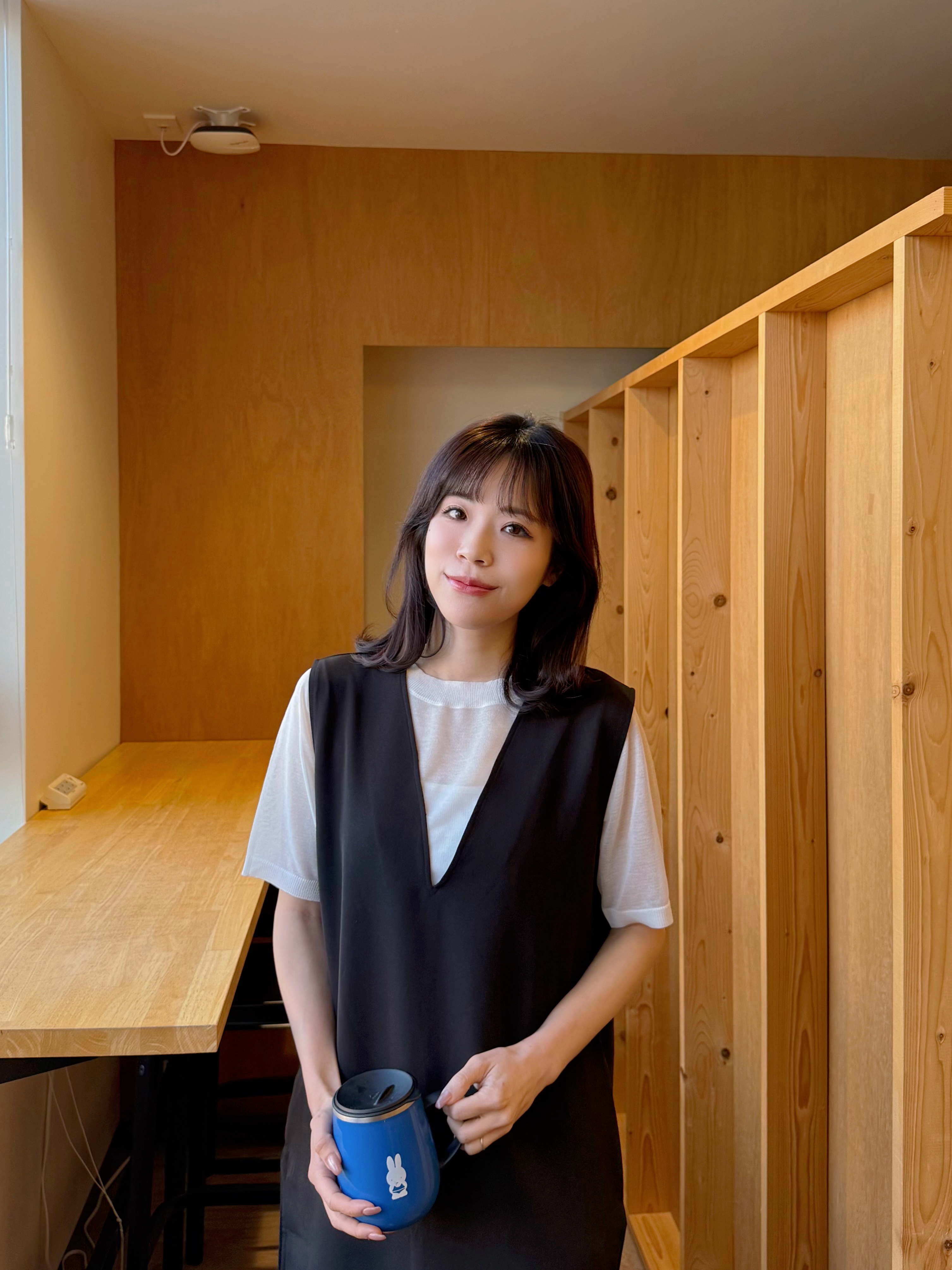 V領有袋雪紡背心連身裙