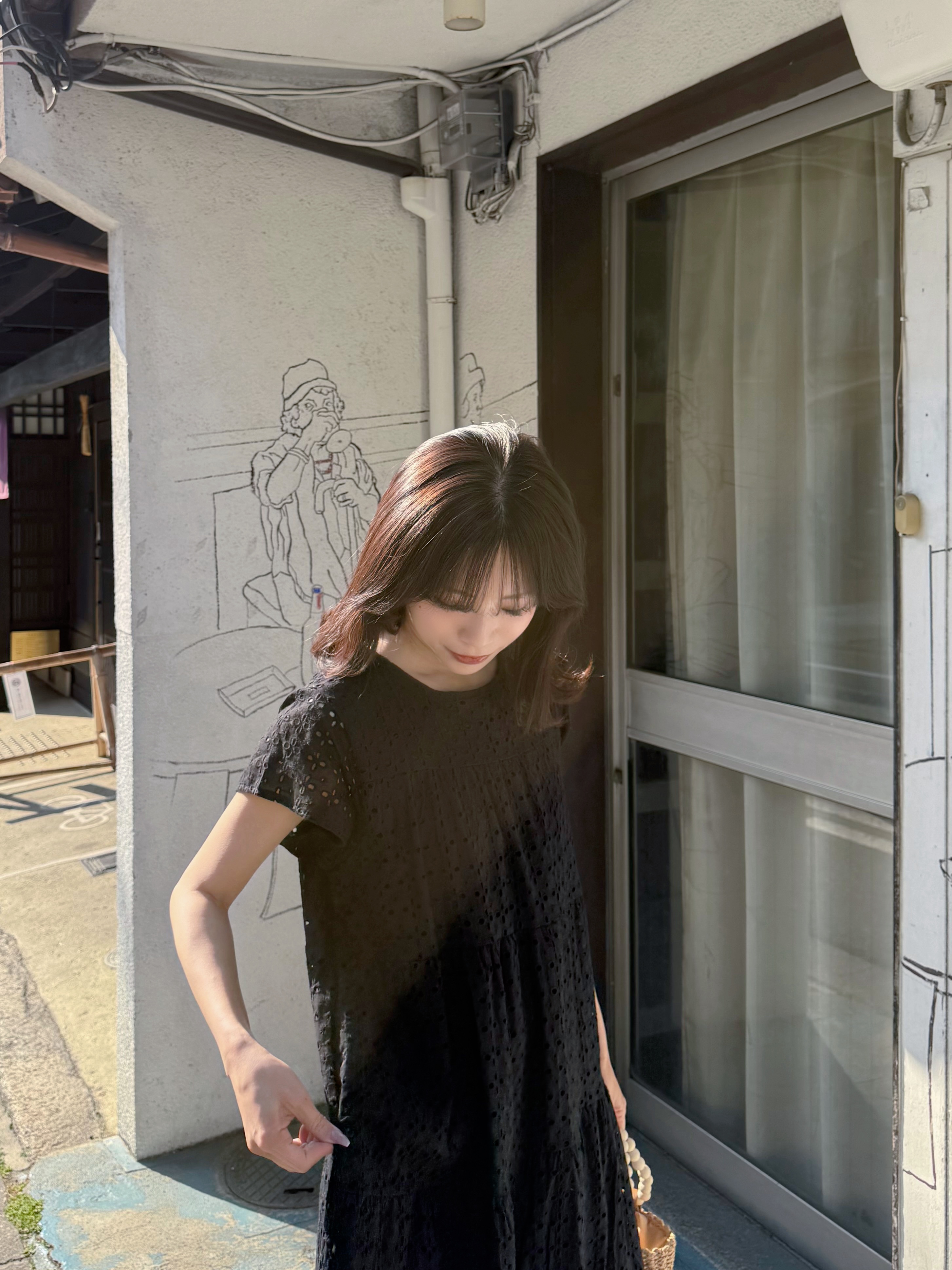 2色•刺繡鏤空純綿短袖連身裙