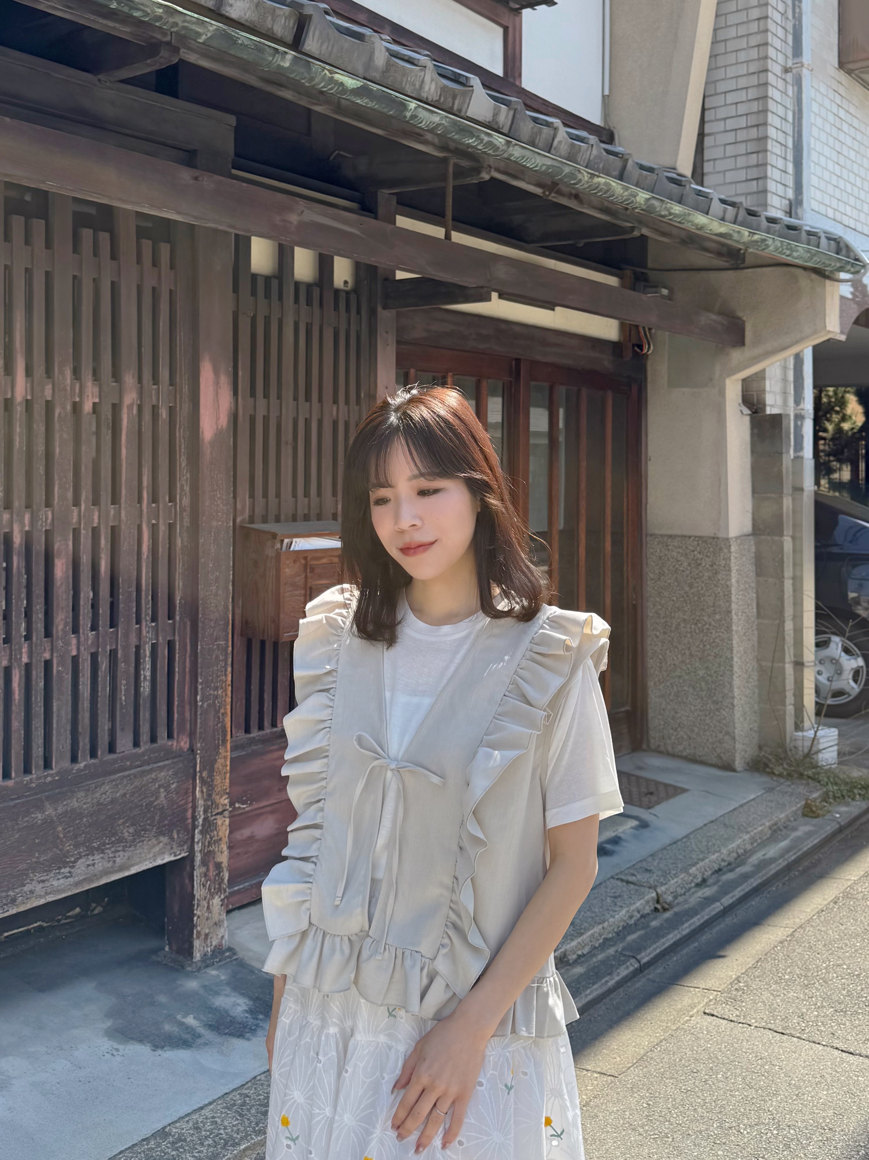 2色•波浪邊蝴蝶結背心