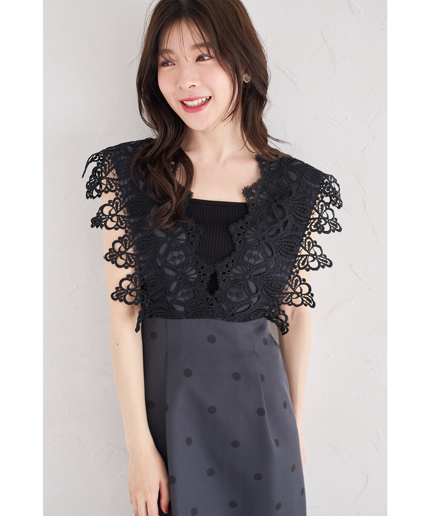 蕾絲波點背心連身裙