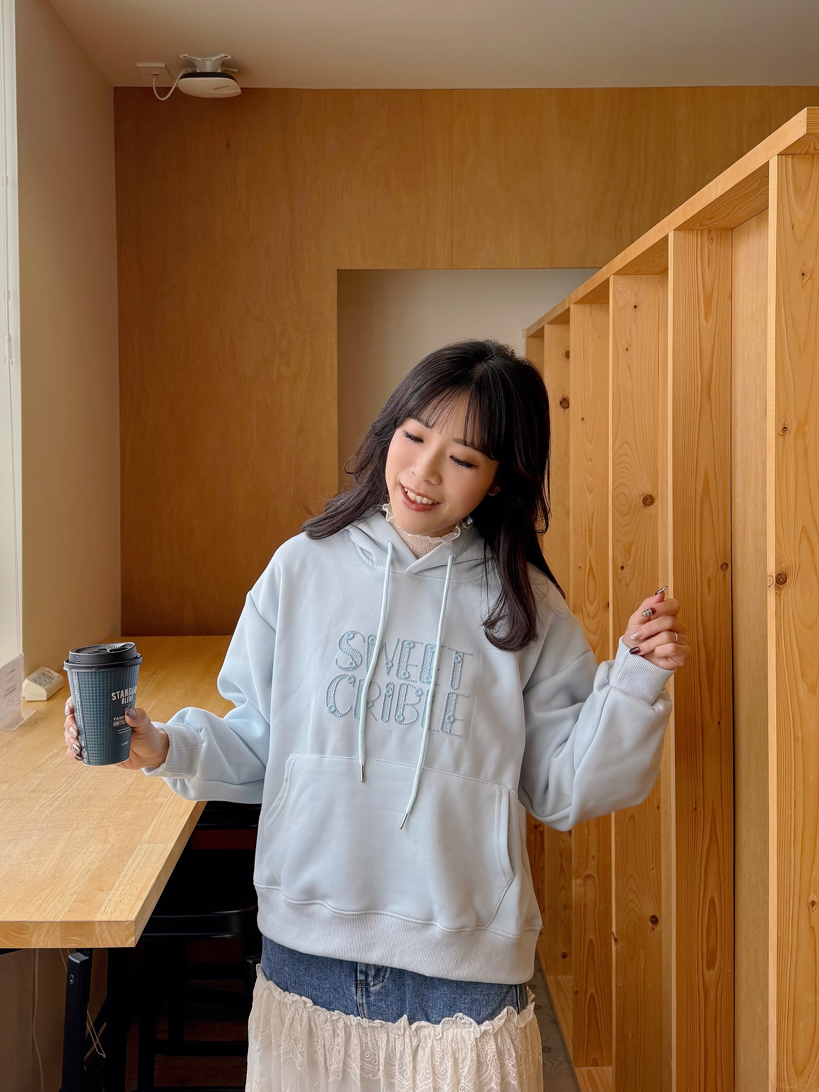 字母刺繡無加厚連帽衛衣