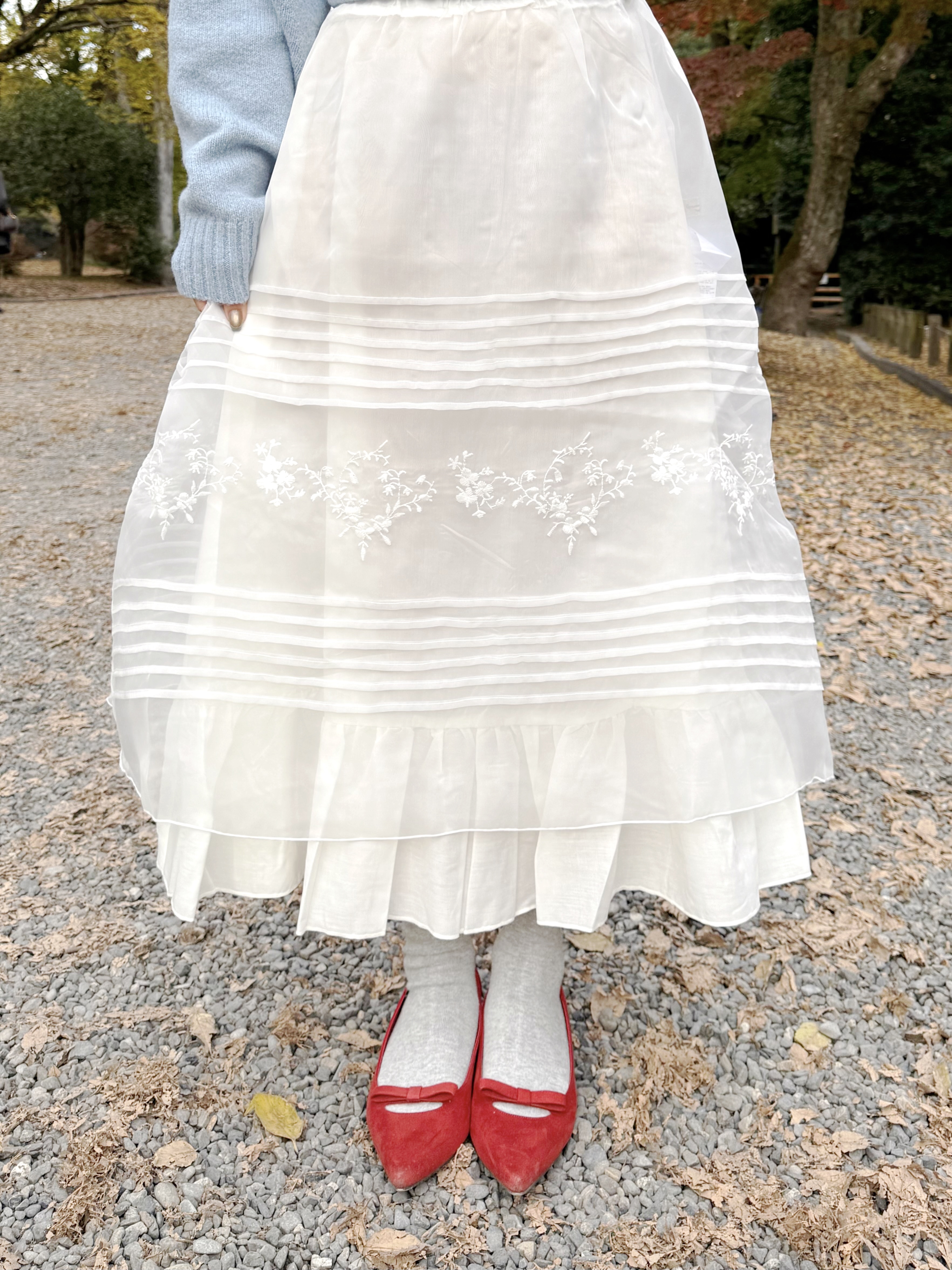 紗網蕾絲刺繡波浪擺長款半身裙