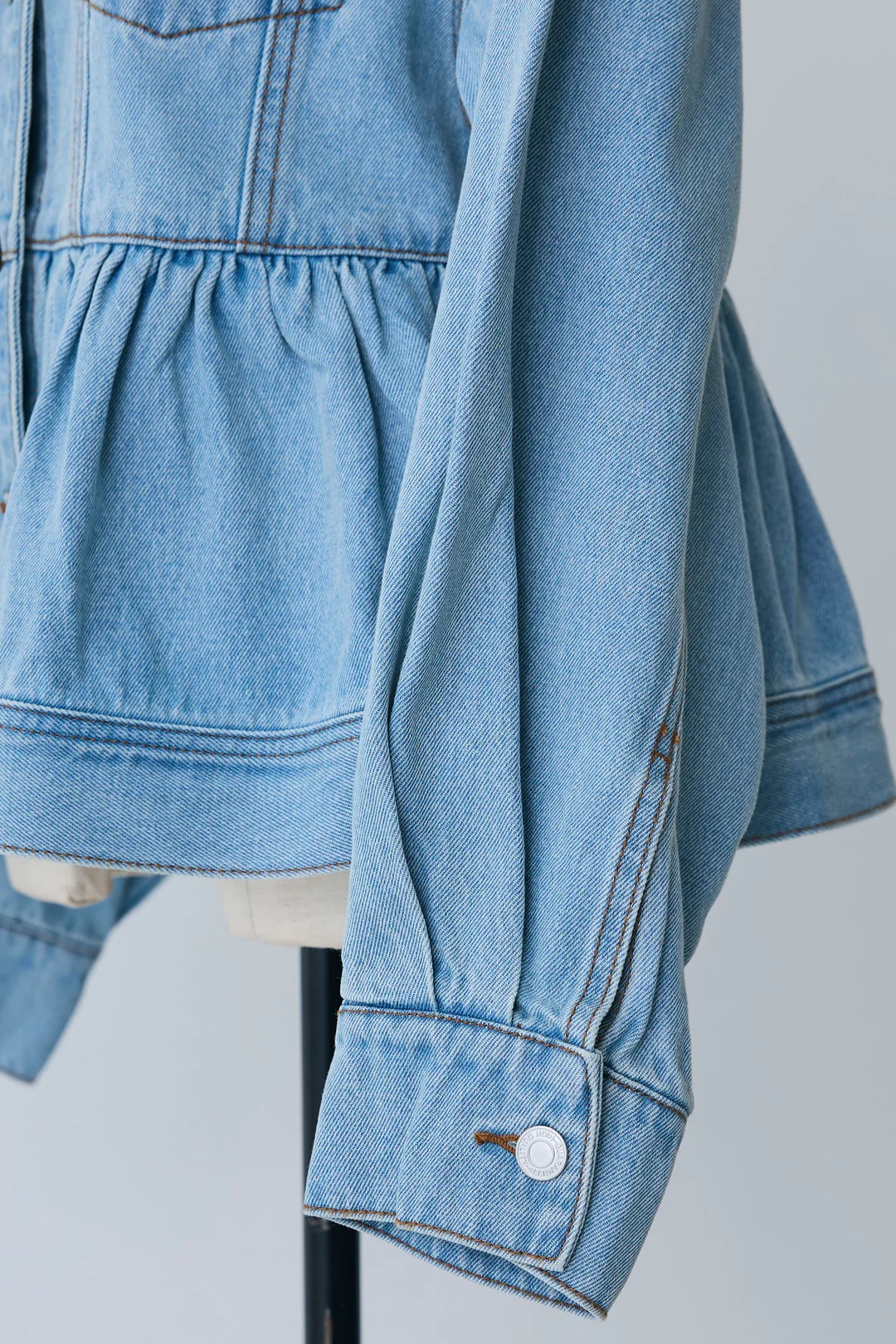 2色•傘尾牛仔外套