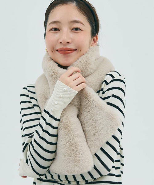 柔軟毛毛頸巾