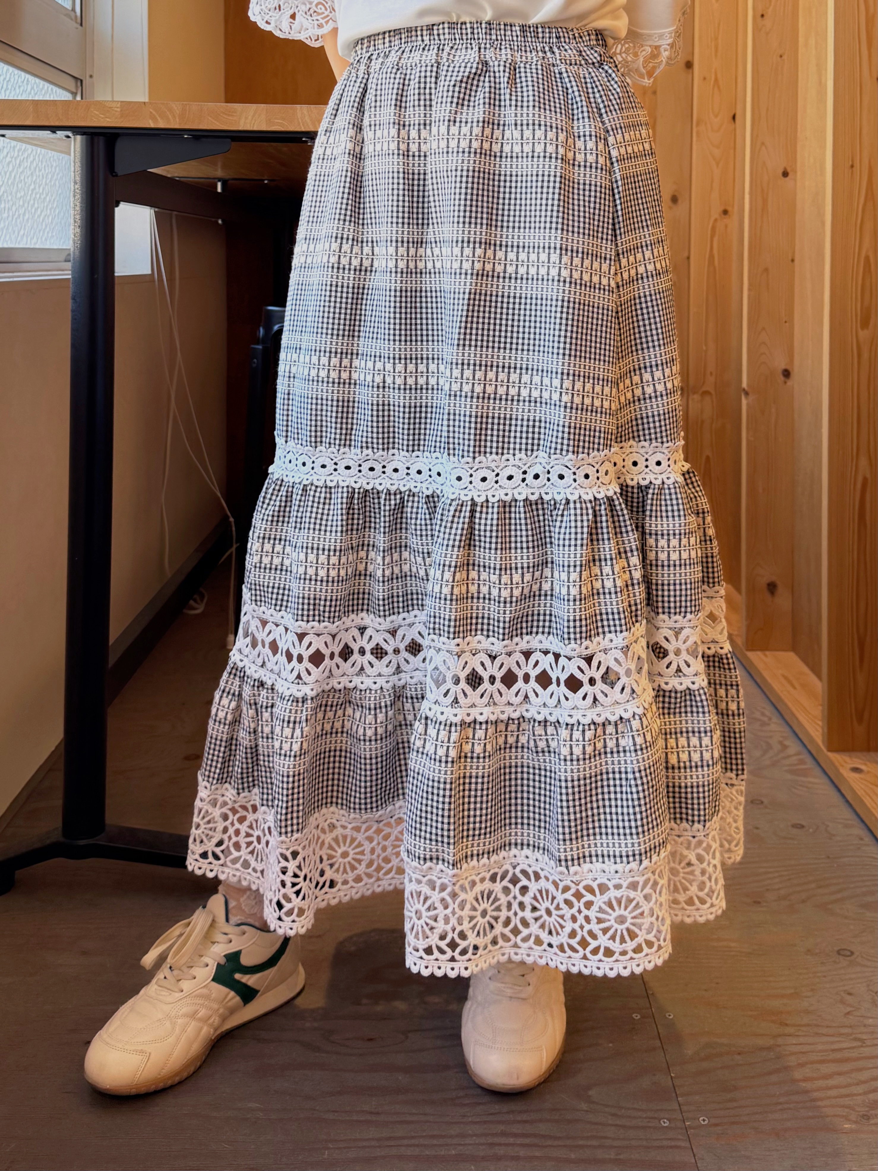 蕾絲拼接雪紡半身裙