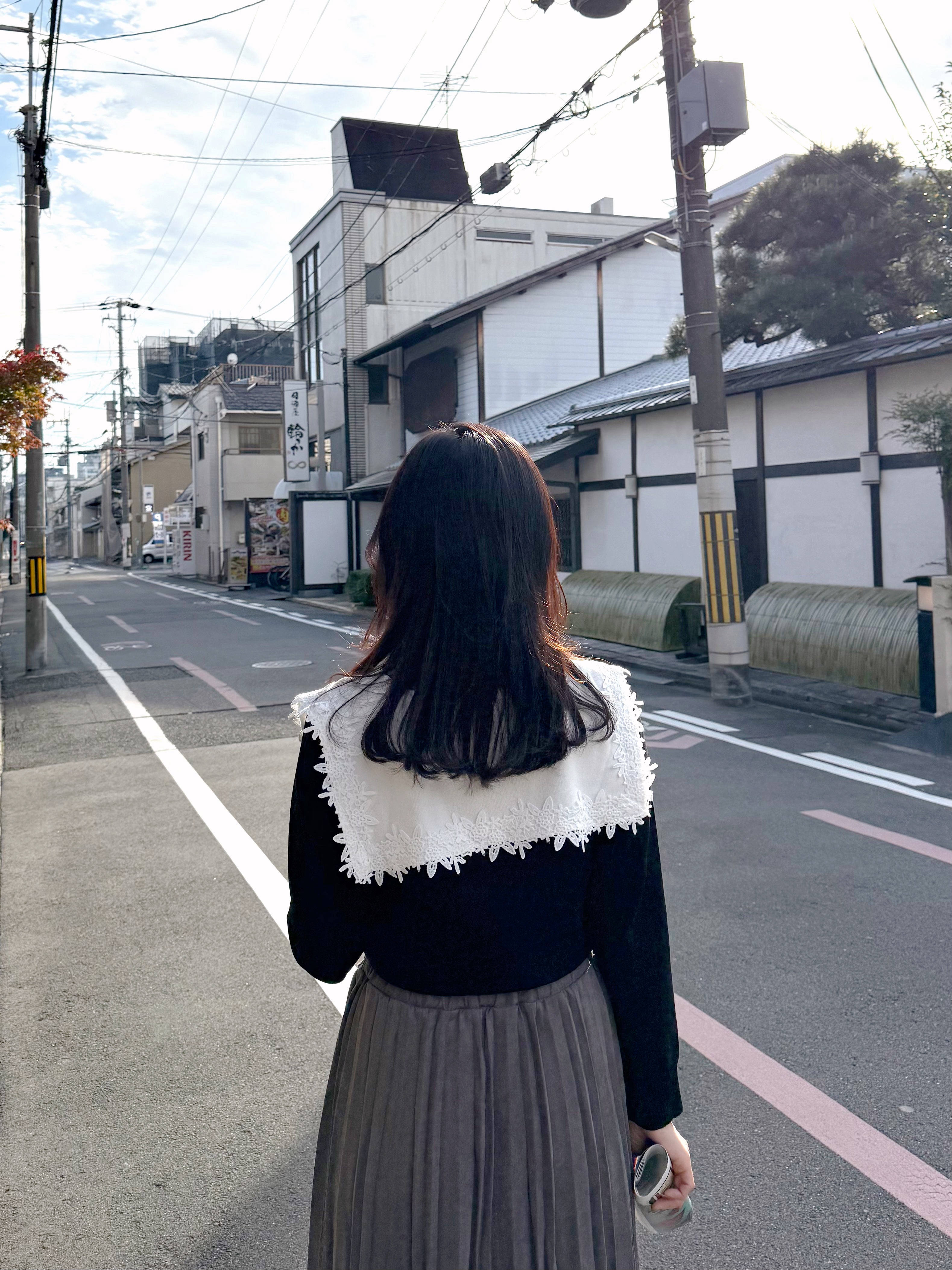 2色•蕾絲花邊大領針織上衣