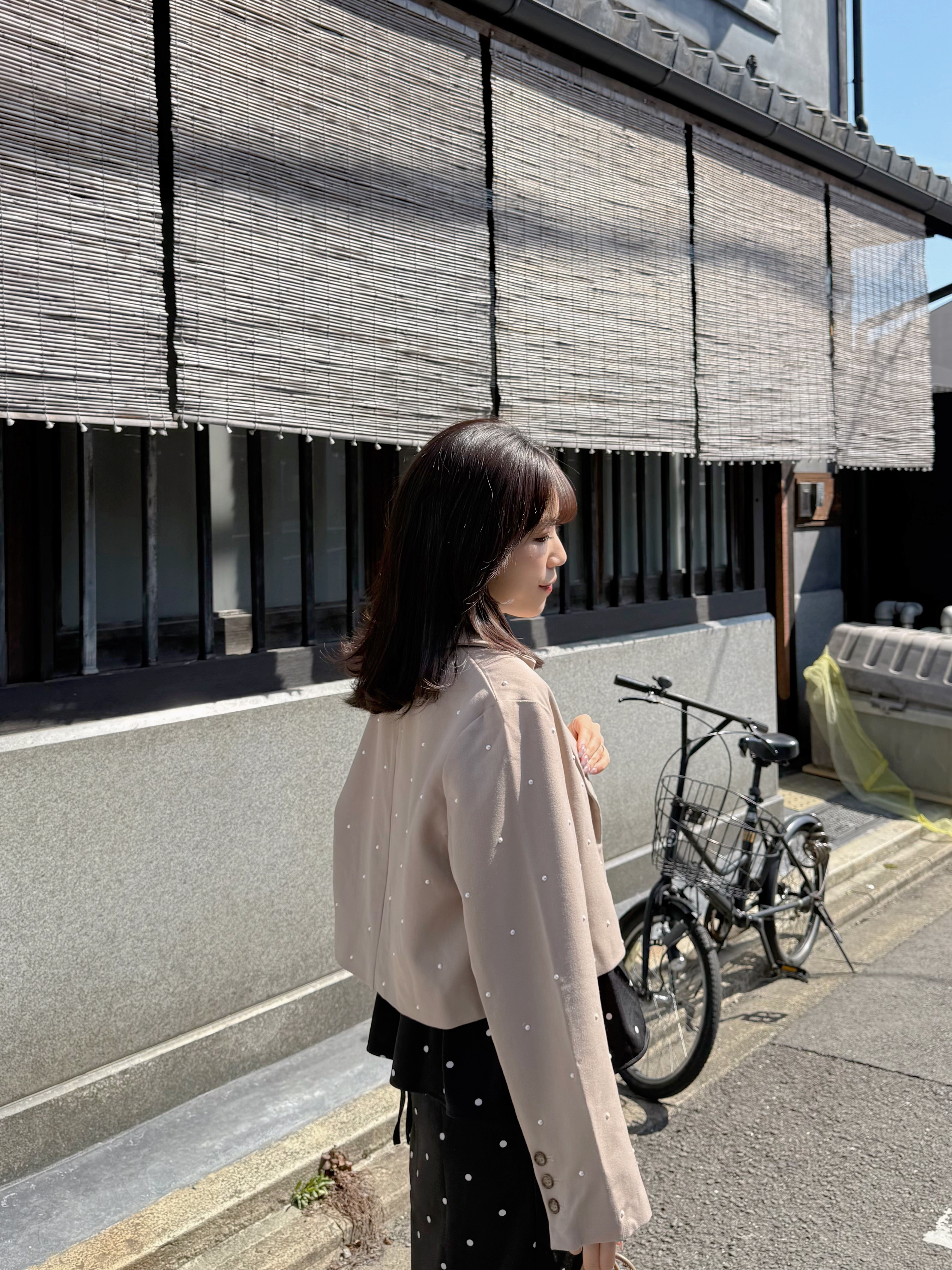 2色•珍珠點點短款西裝外套