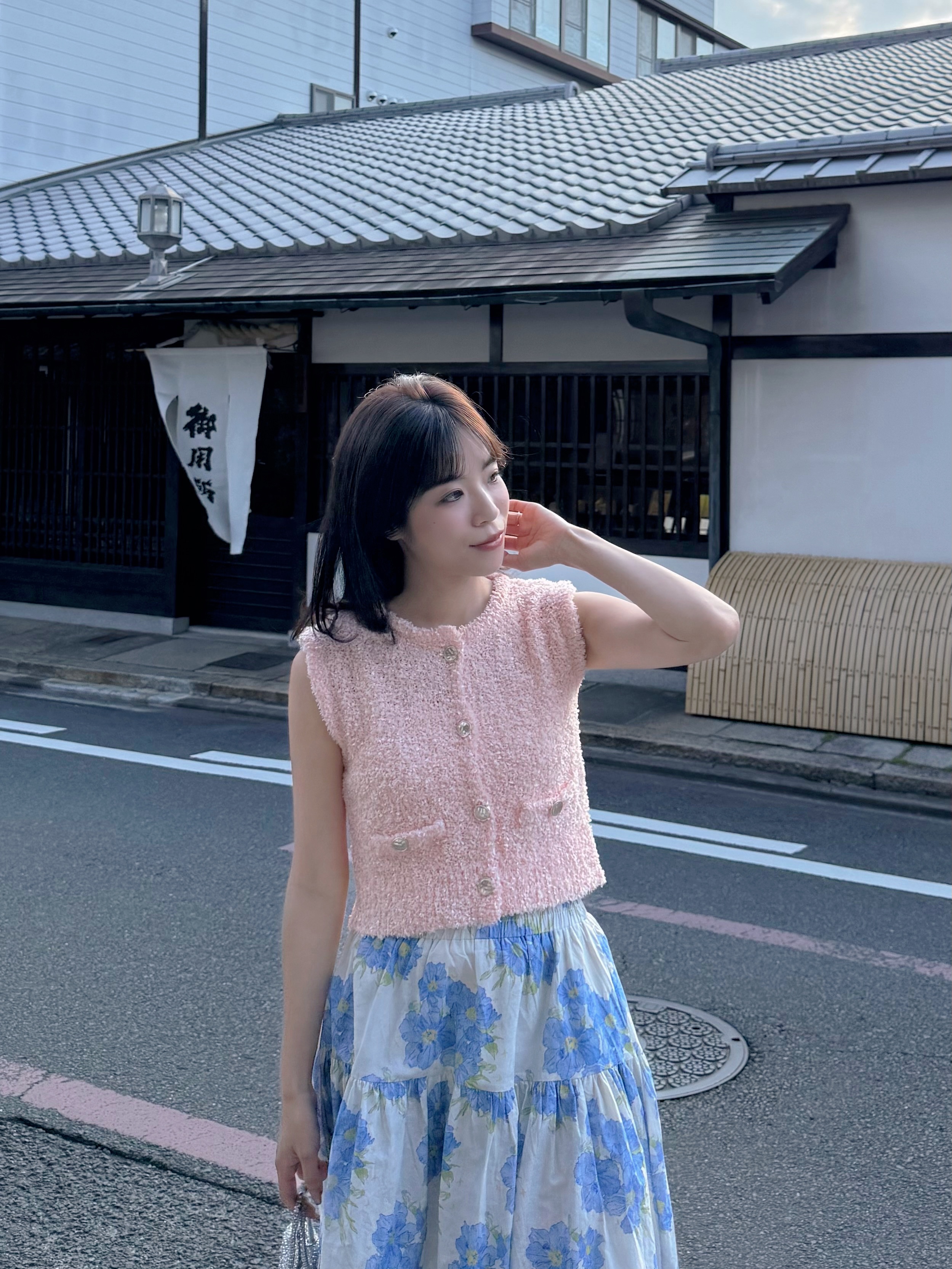 淡粉色銀扣Tweed背心