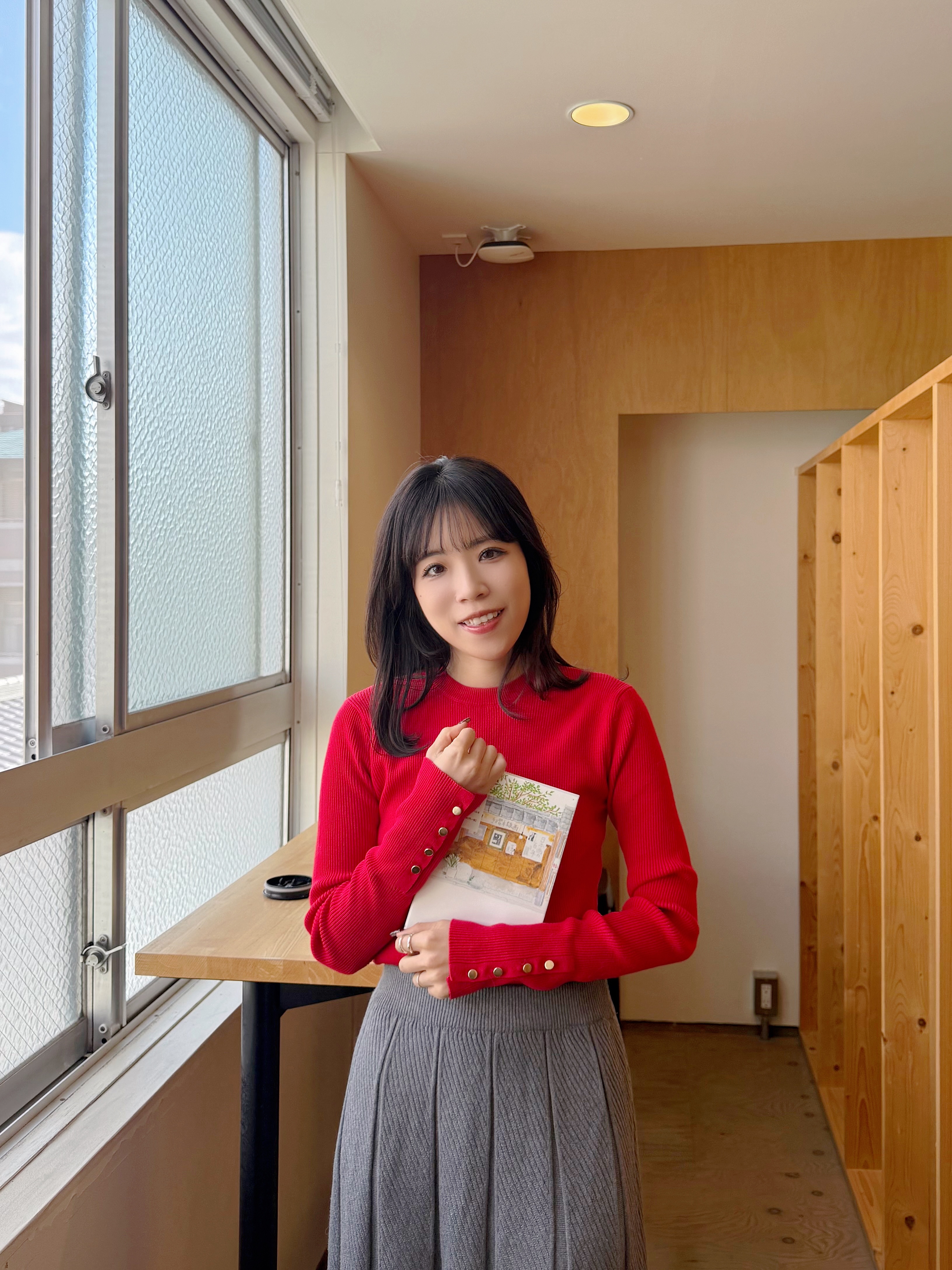 16色•金扣手袖圓領針織上衣