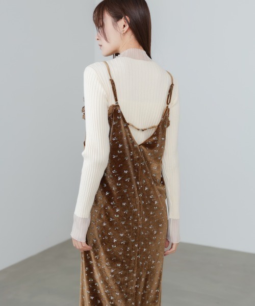 吊帶蕾絲碎花連身裙