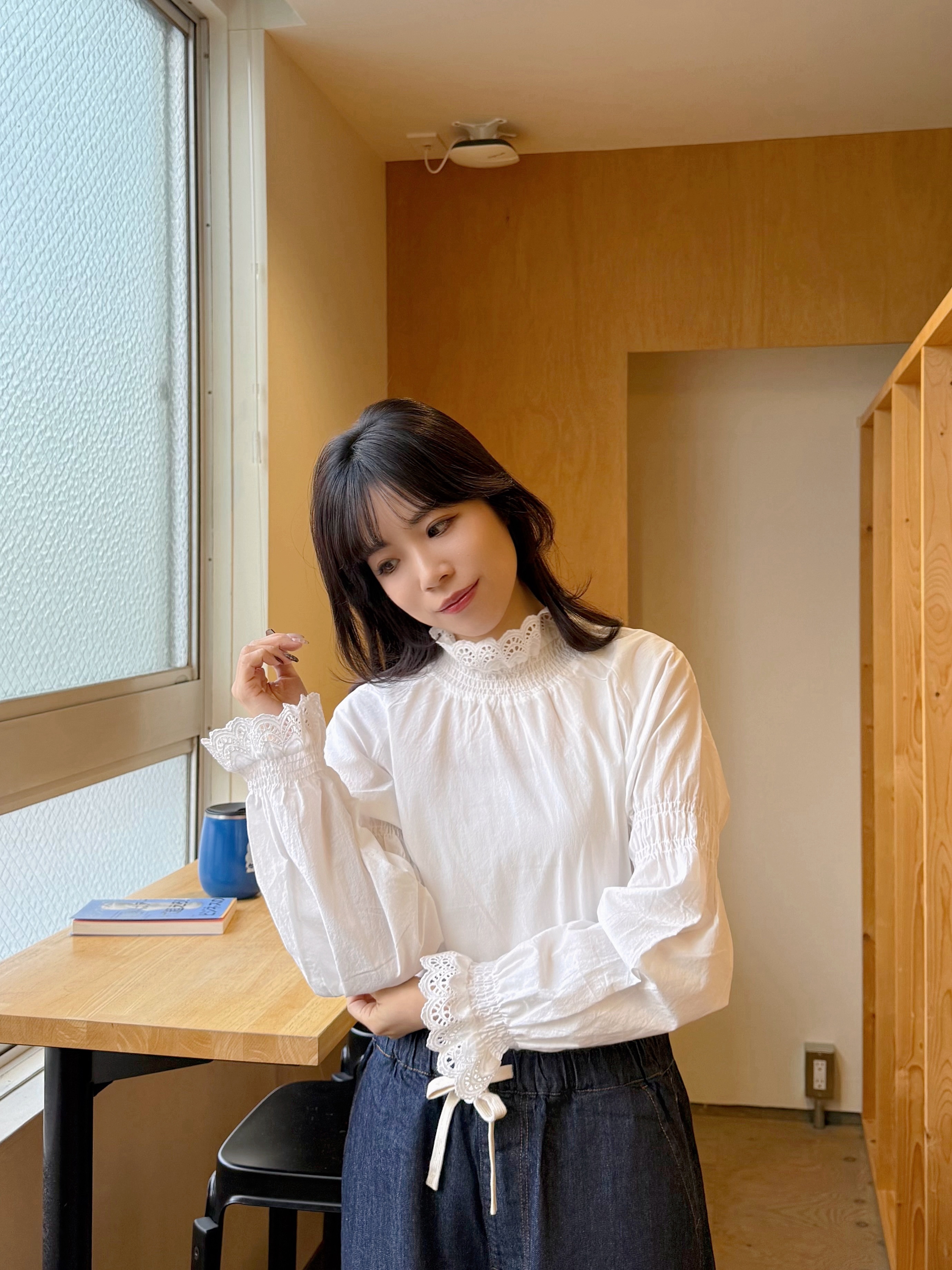 2色•通花鏤空綿上衣