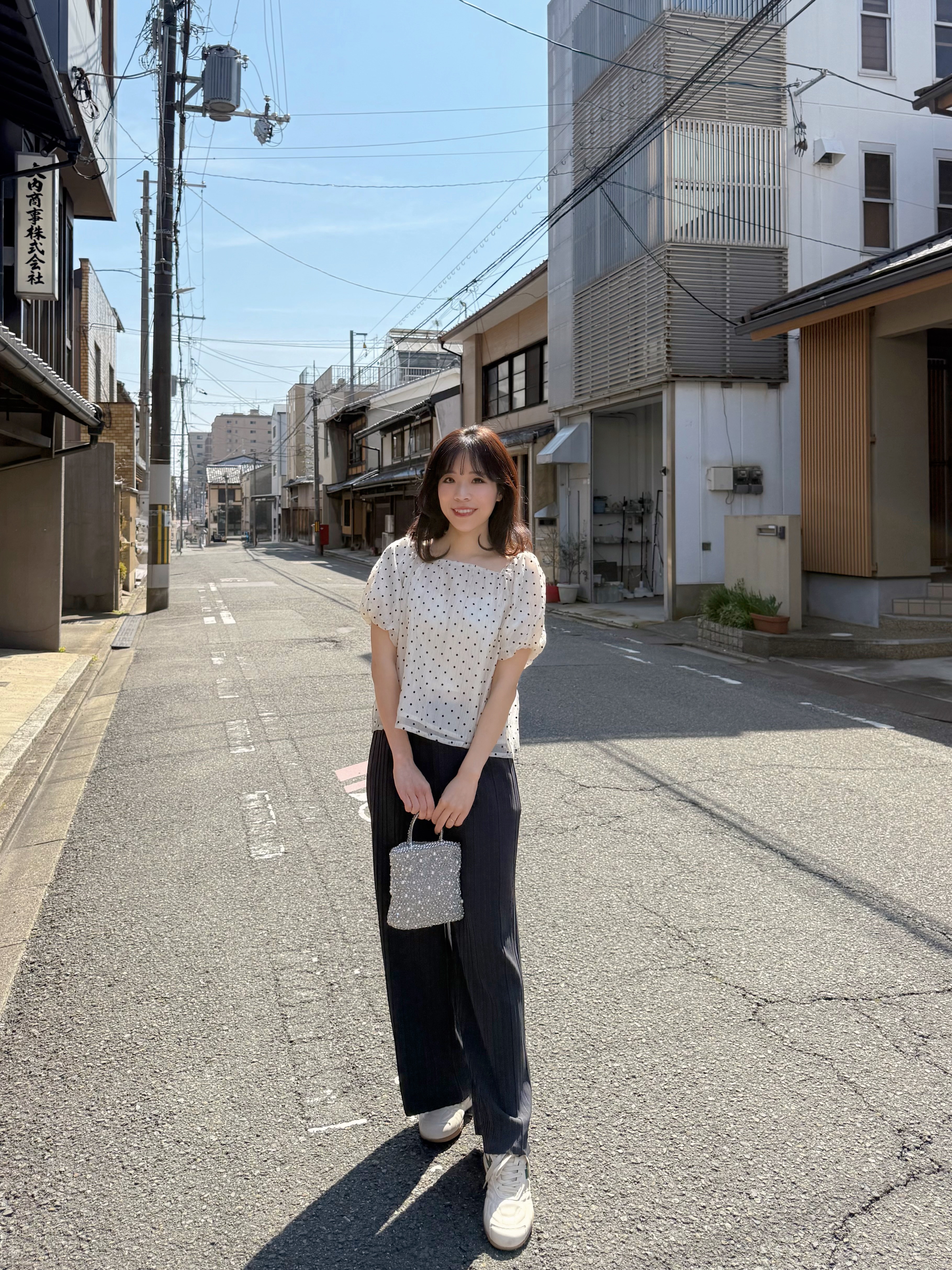 波點方領泡泡袖雪紡上衣