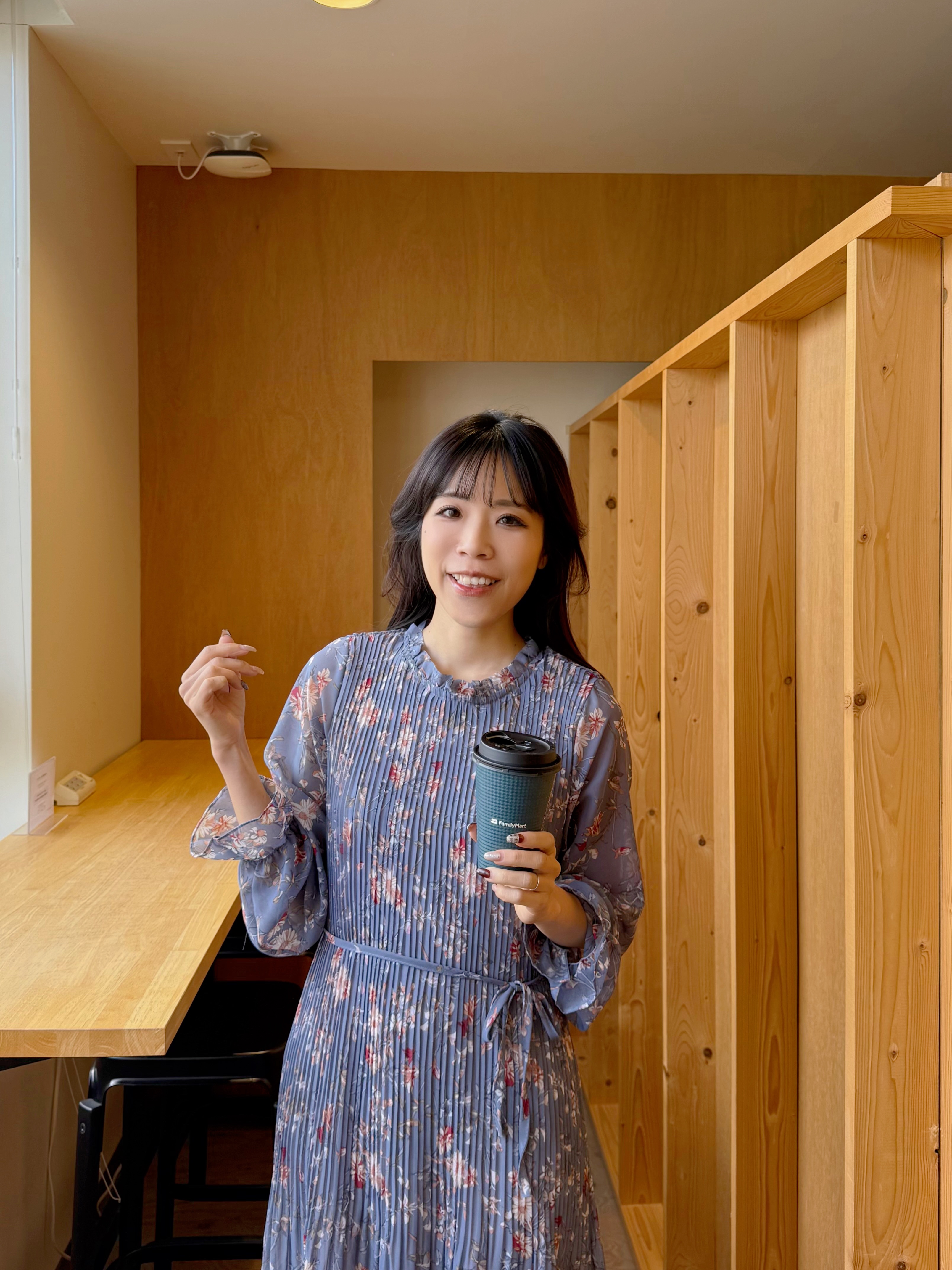 百褶印花雪紡蝴蝶結腰帶連身裙