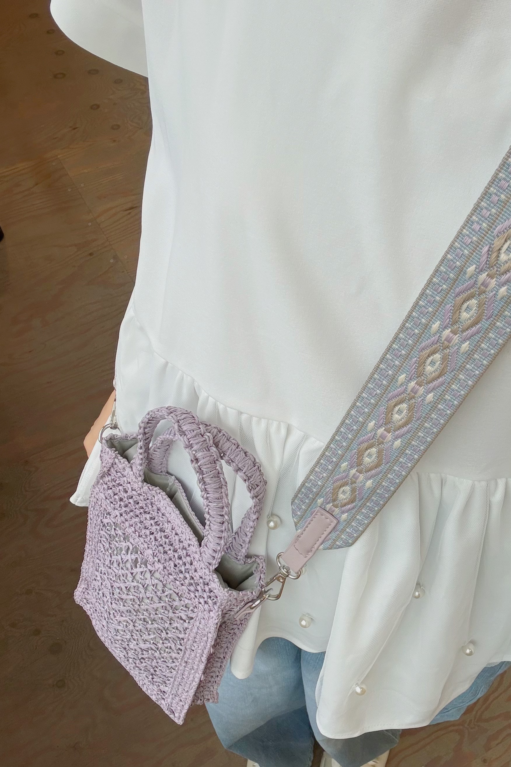 藤編刺繡斜帶小袋