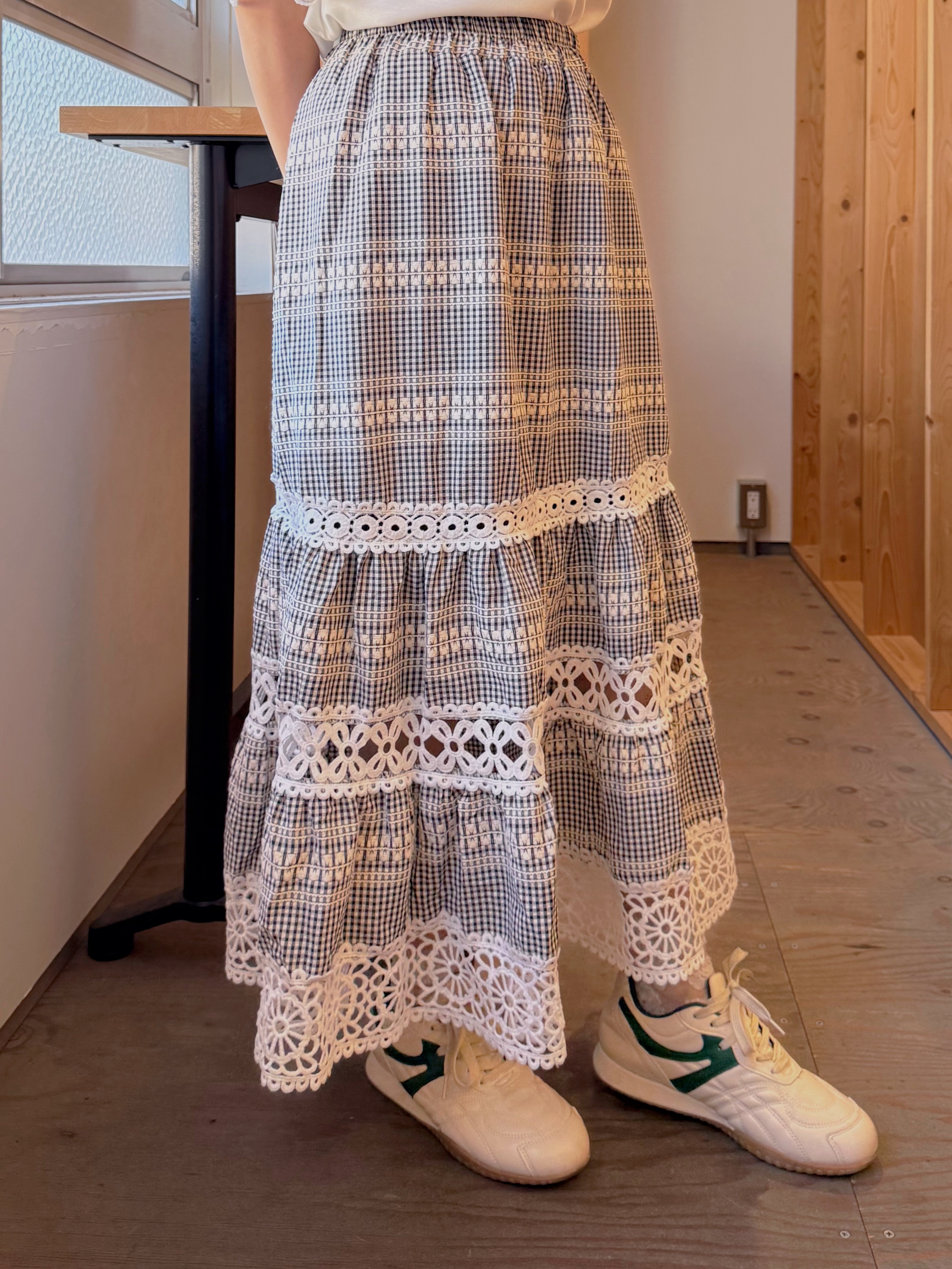 蕾絲拼接雪紡半身裙