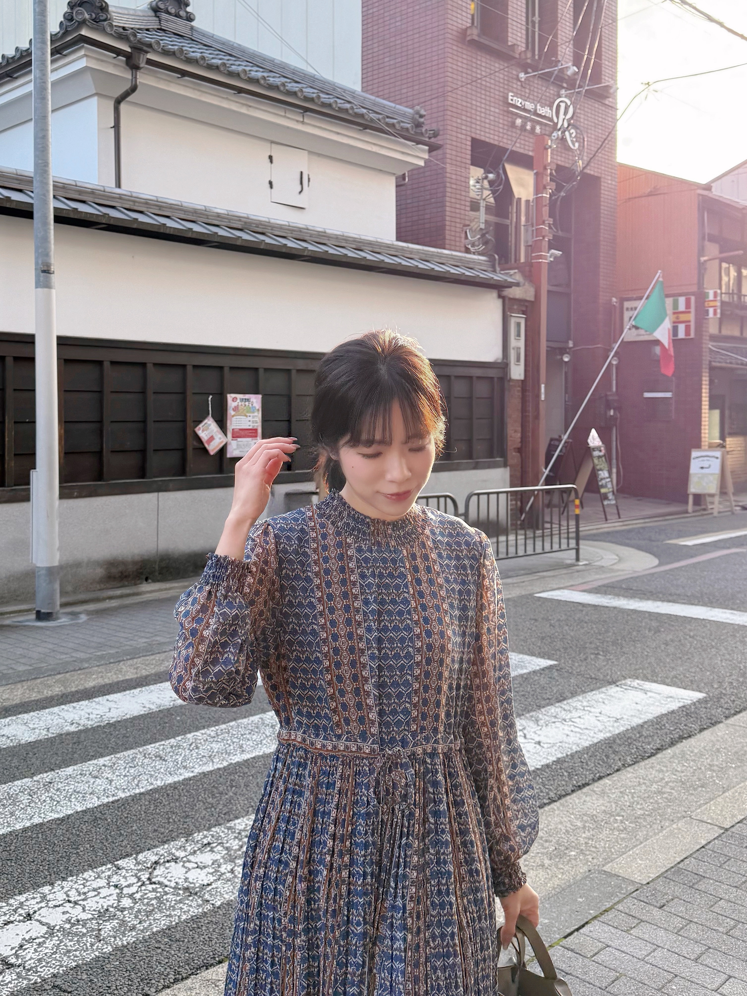 深藍拼色復古印花雪紡連身裙