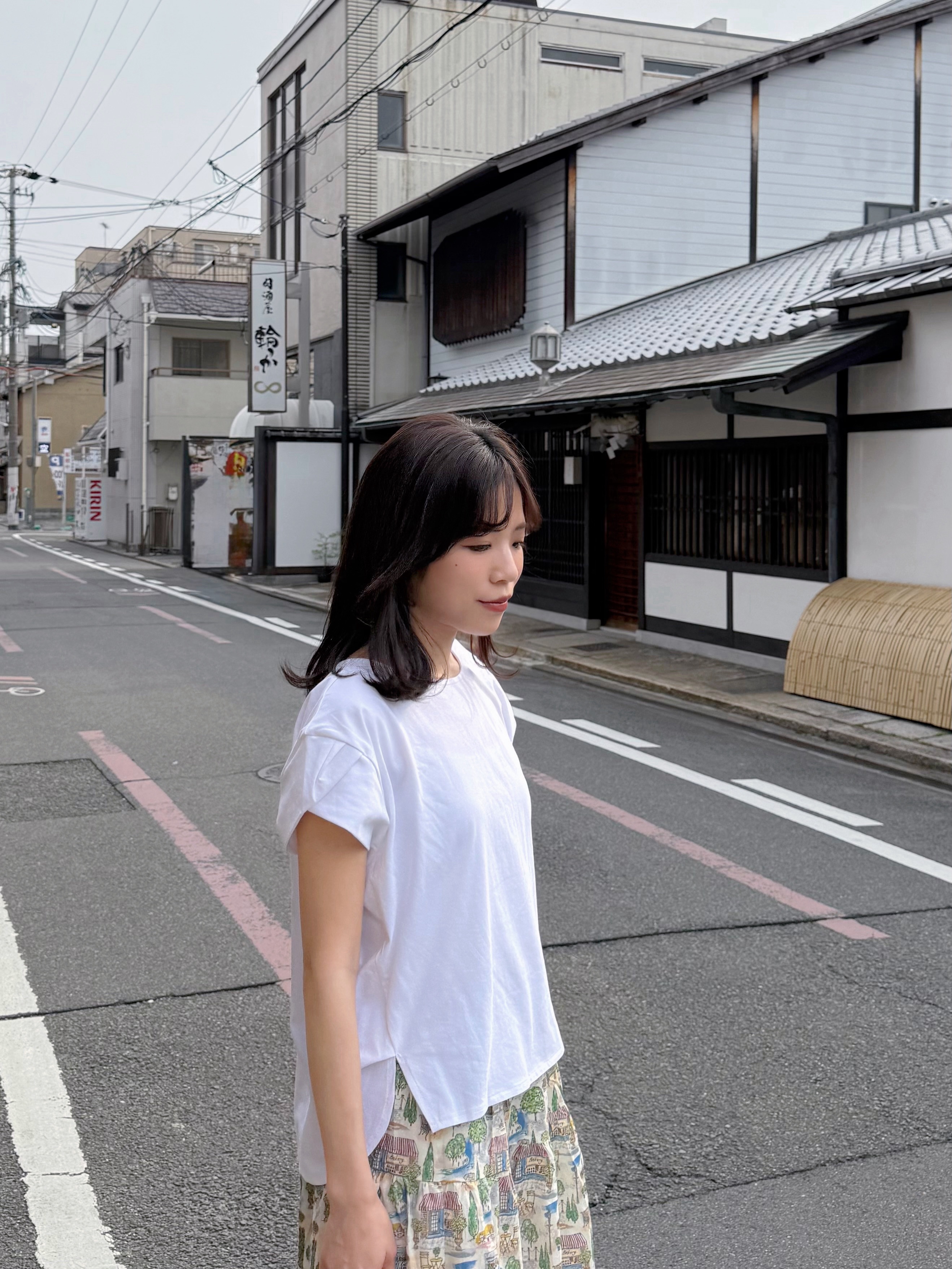 基礎款淨色花瓣手袖綿上衣