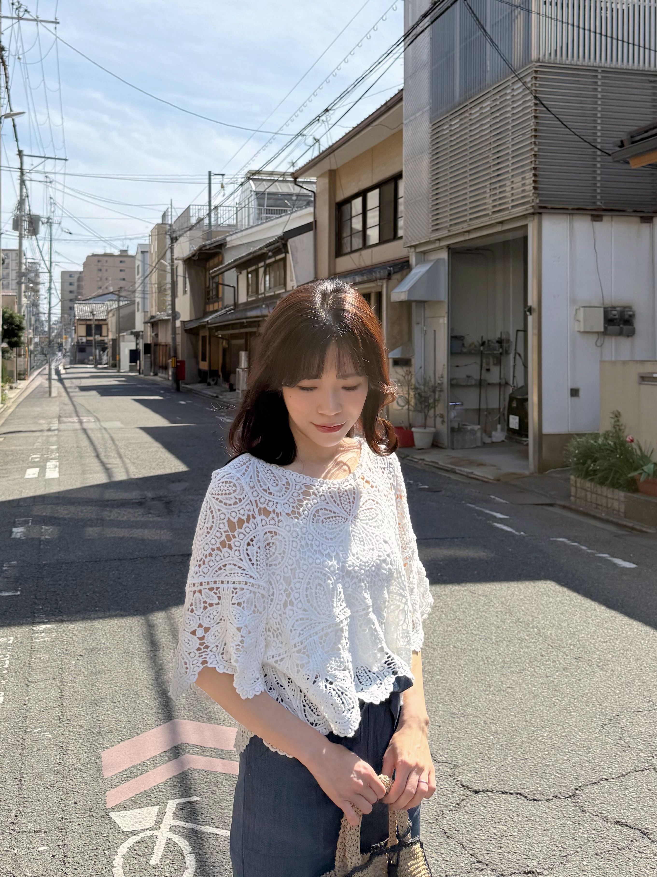 5分傘袖鏤空上衣