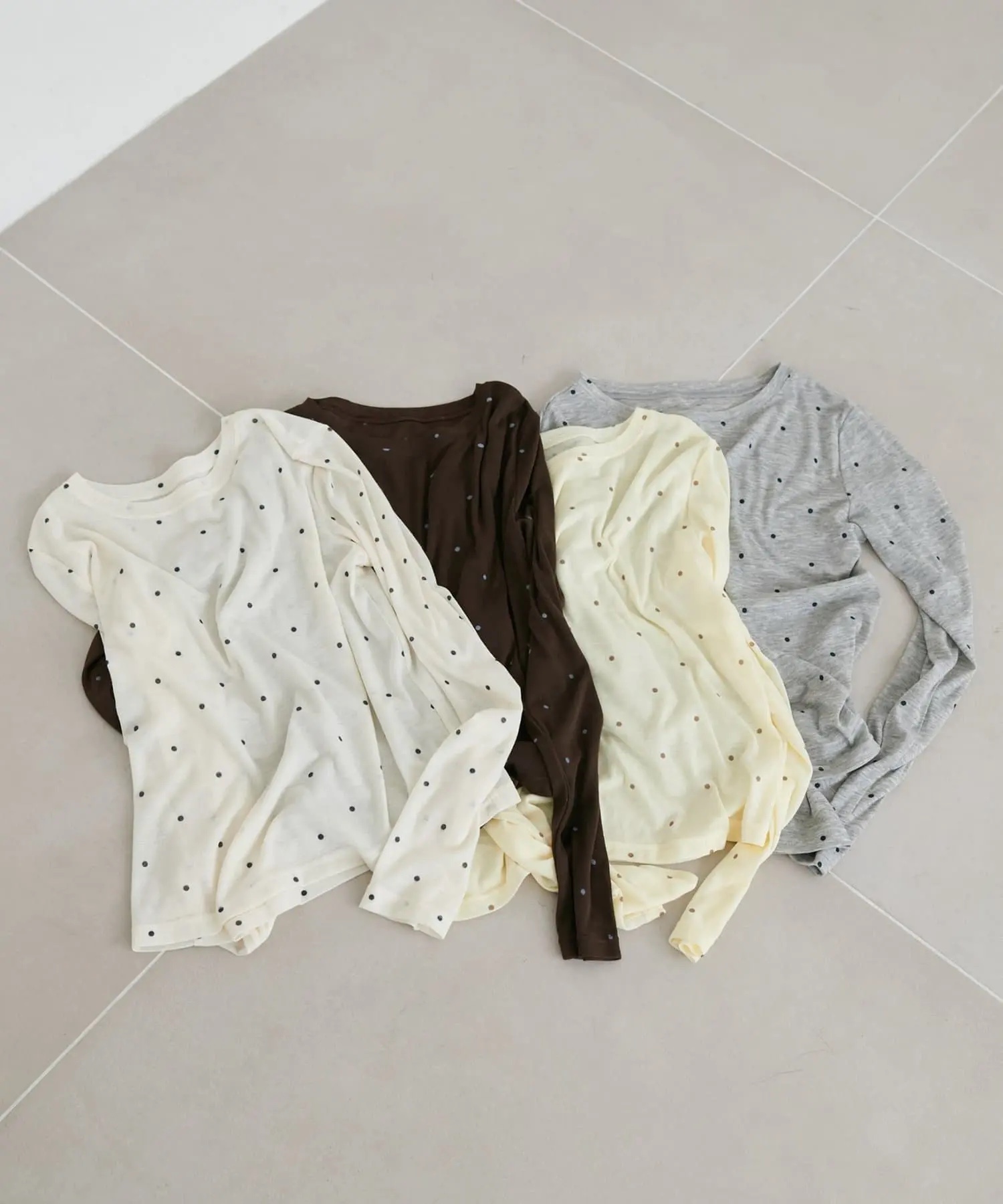 4色•Size M•蕾絲拼接圓領衛衣