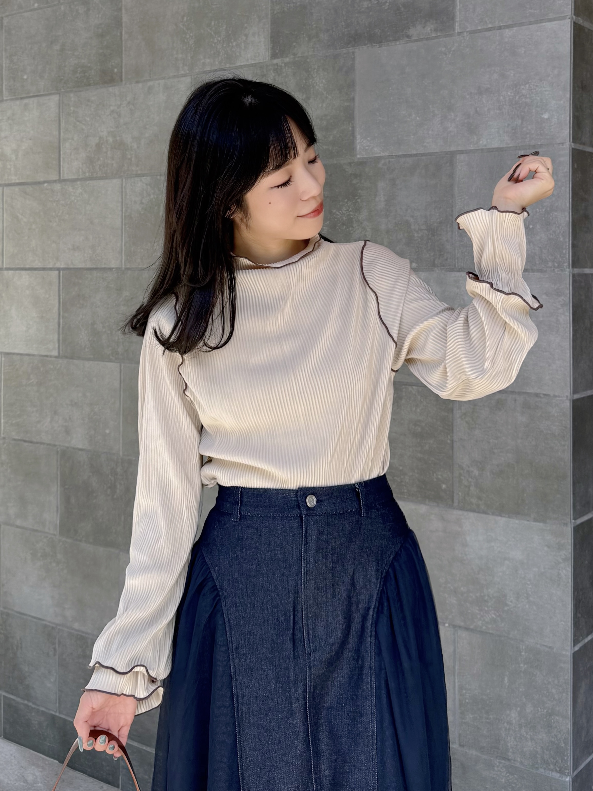 PreOrder•10月下旬•6色•2Way前後拼色百褶2層手袖上衣