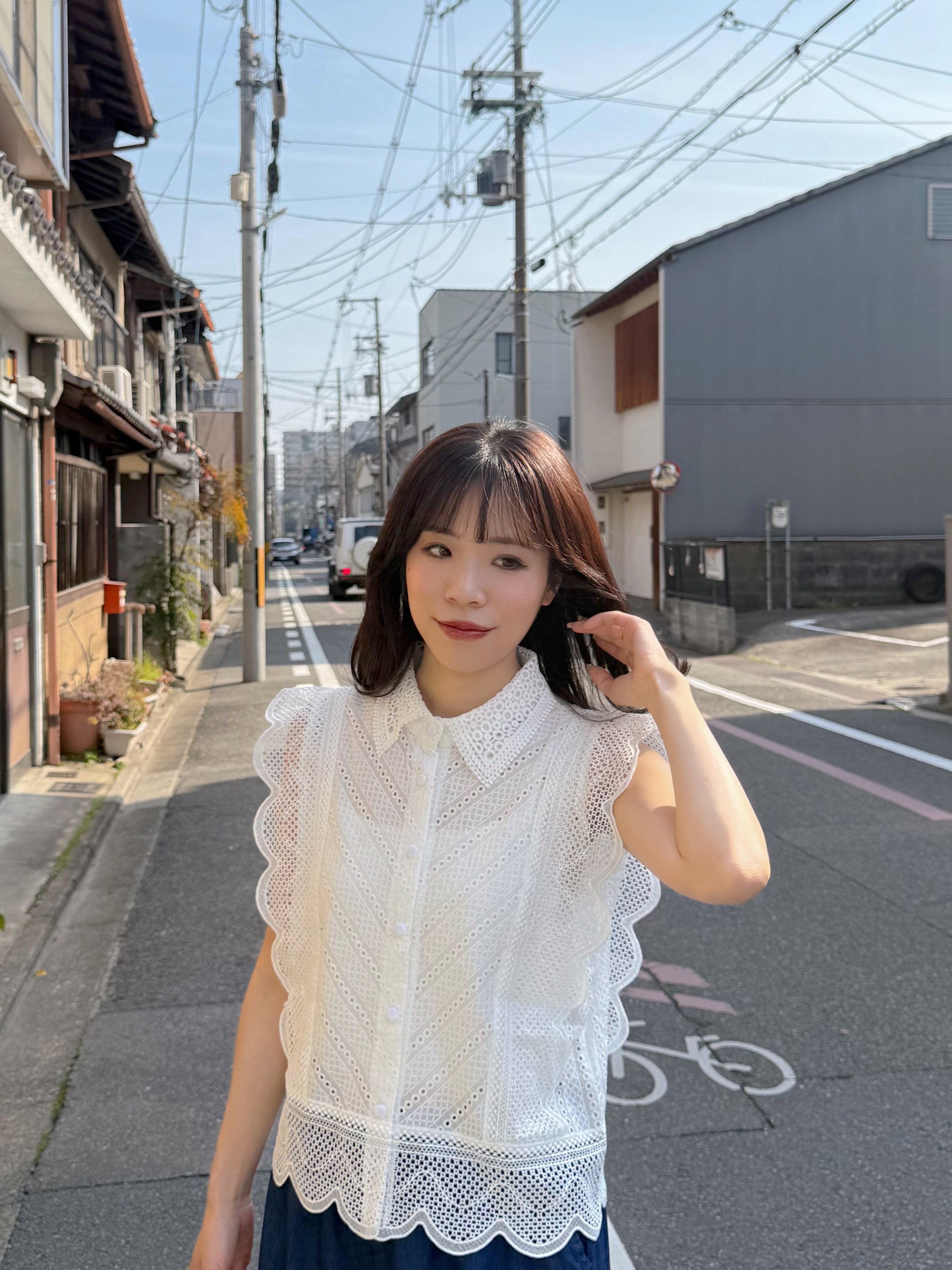 刺繡蕾絲恤衫背心