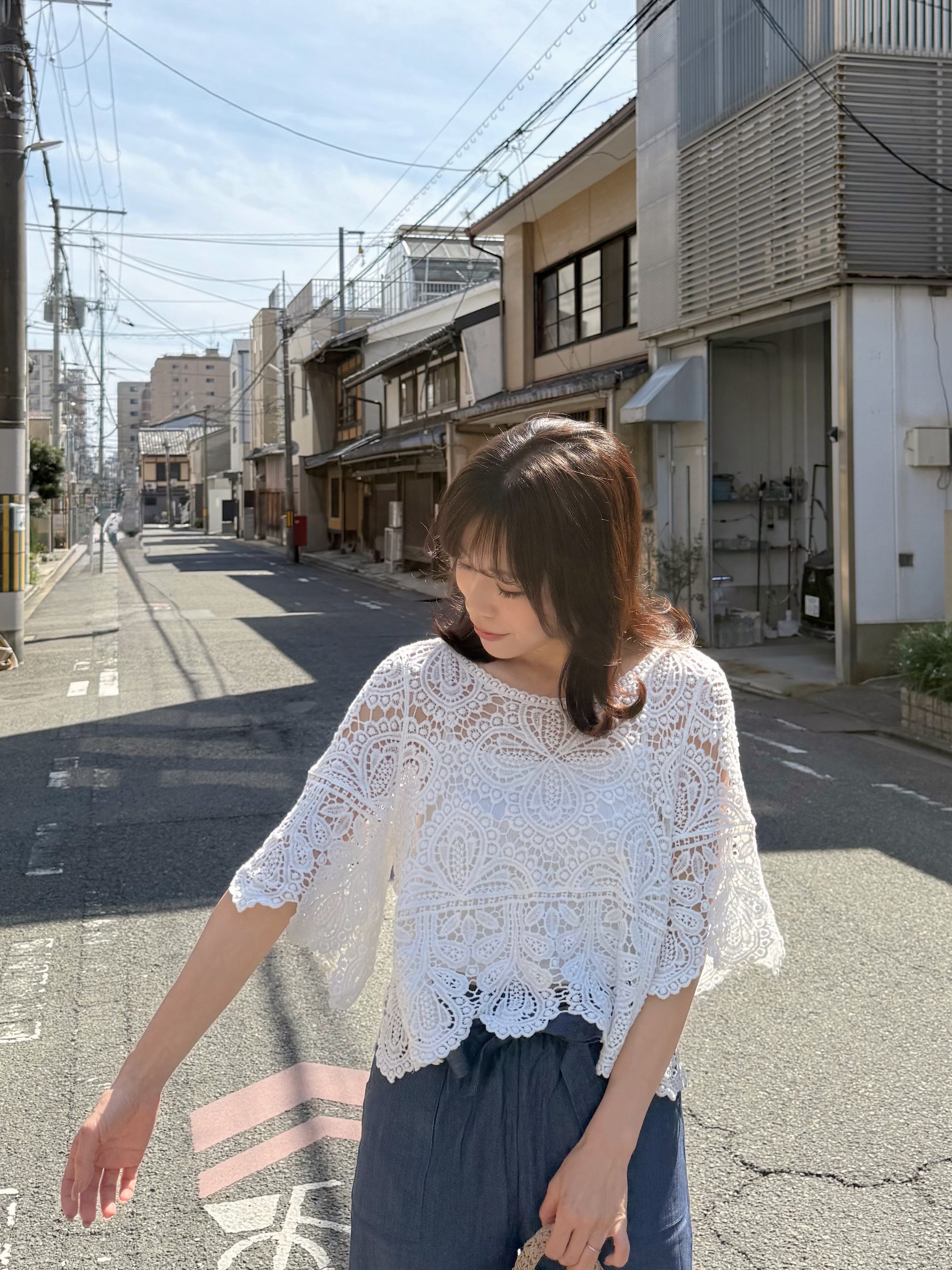 5分傘袖鏤空上衣