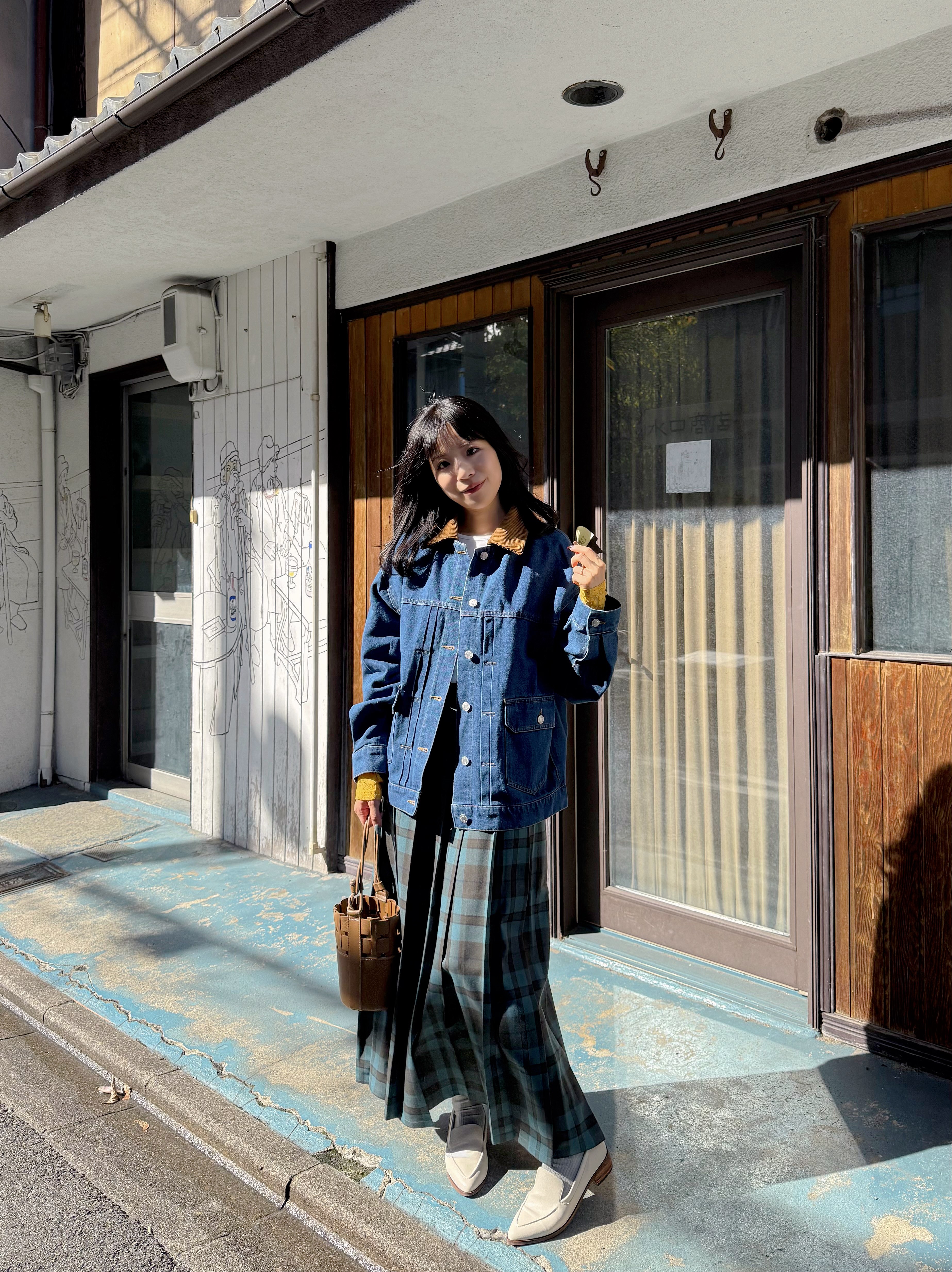 2色•燈芯絨拼色領寬鬆牛仔外套 (領位可拆)