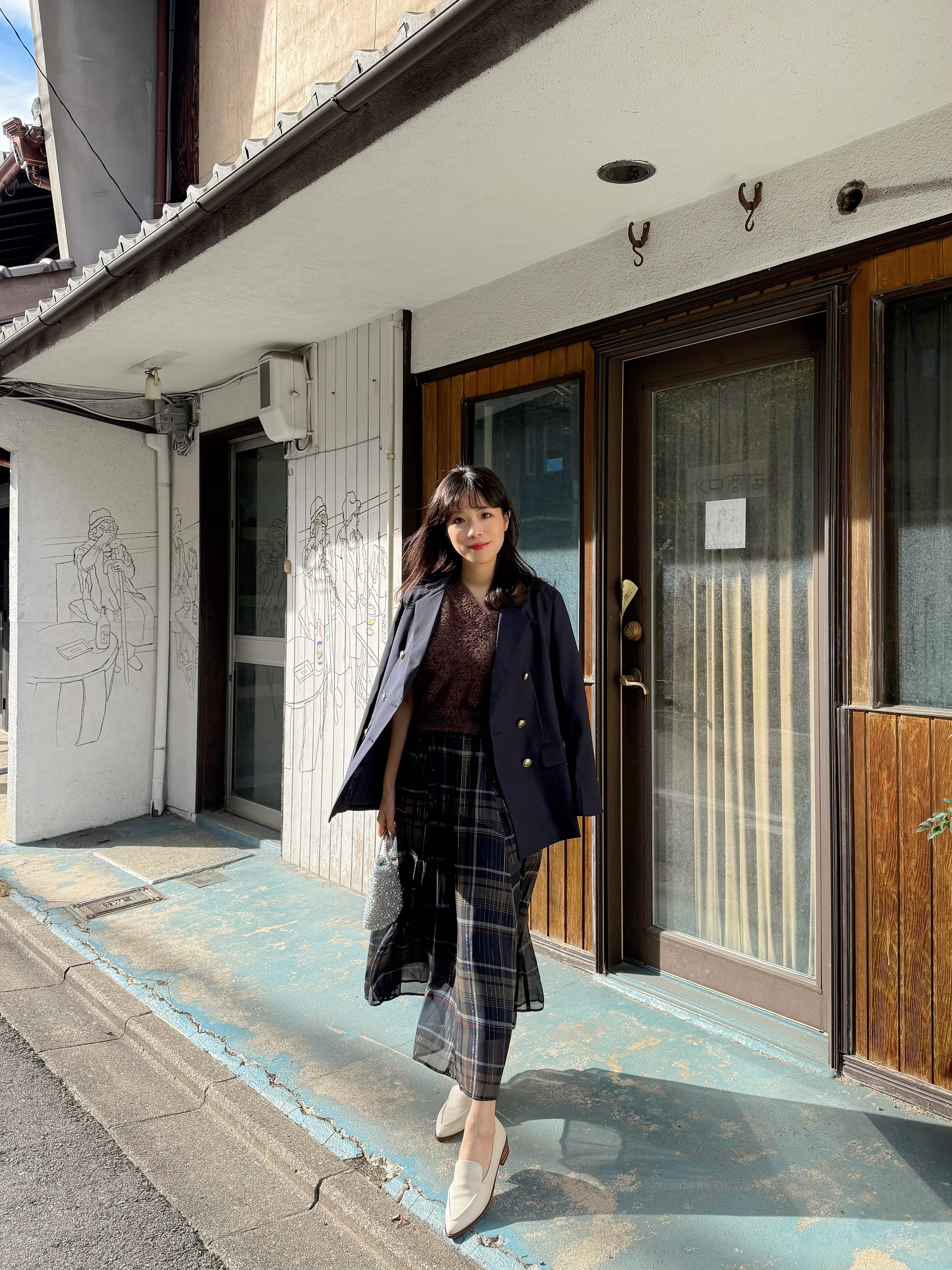 金扣後開叉西裝外套