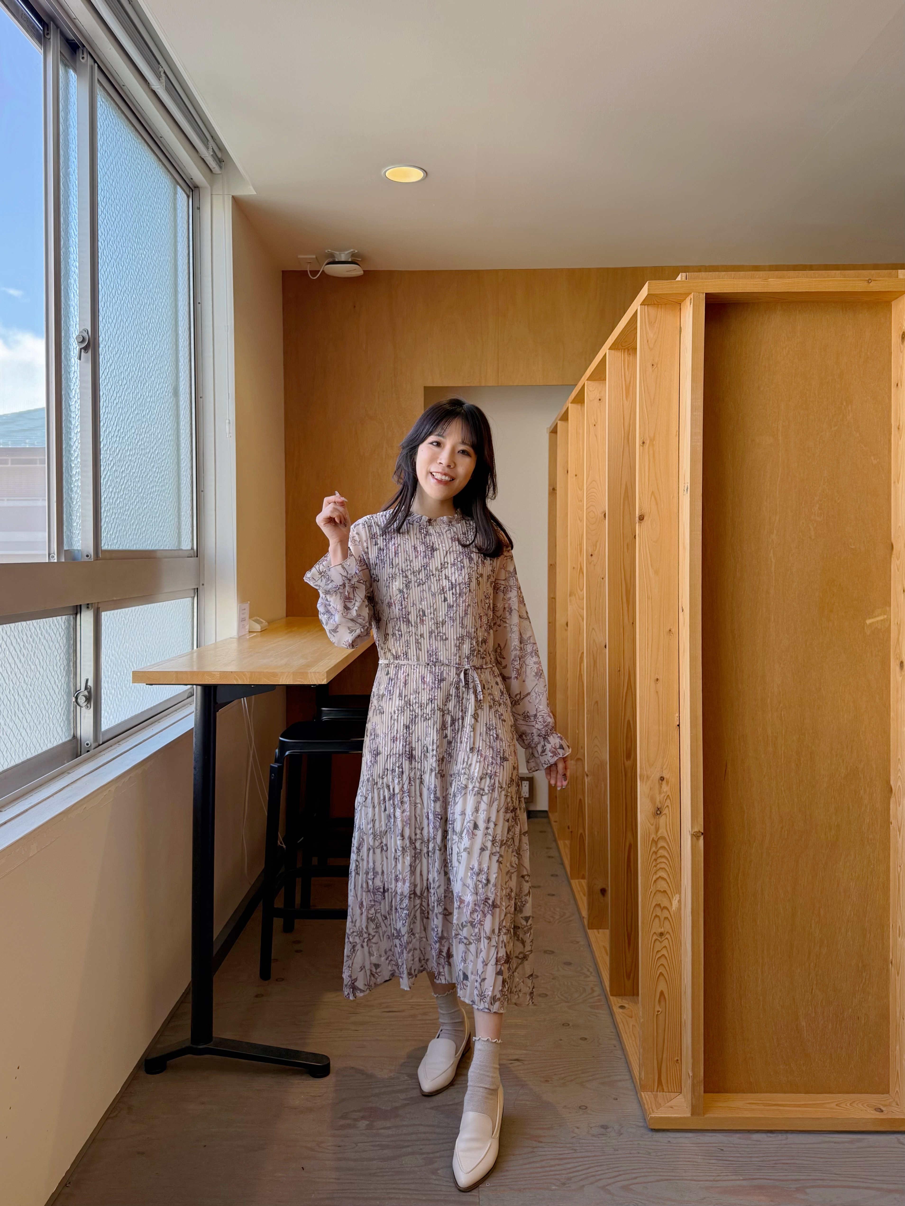 百褶印花雪紡蝴蝶結腰帶連身裙