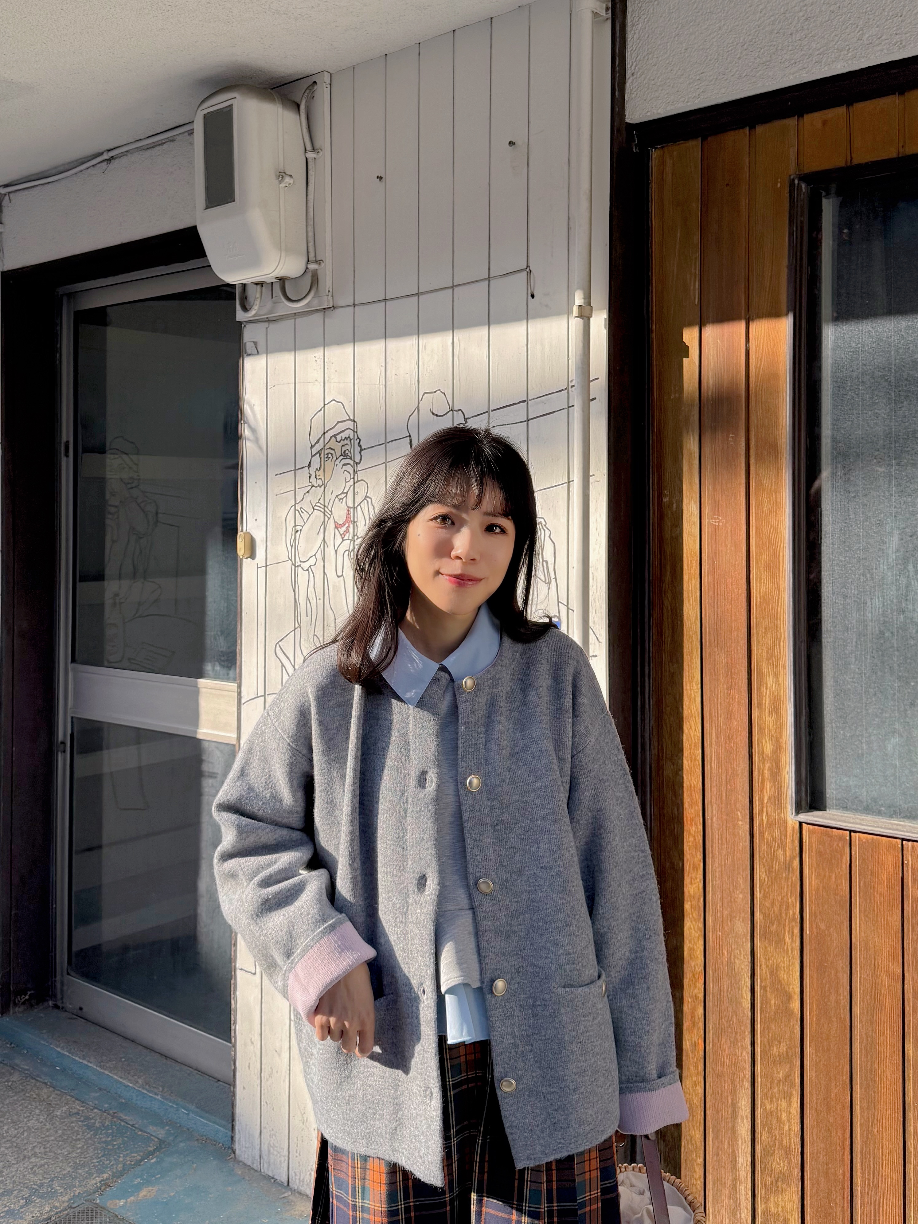 4色•拼色金扣中長款針織外套