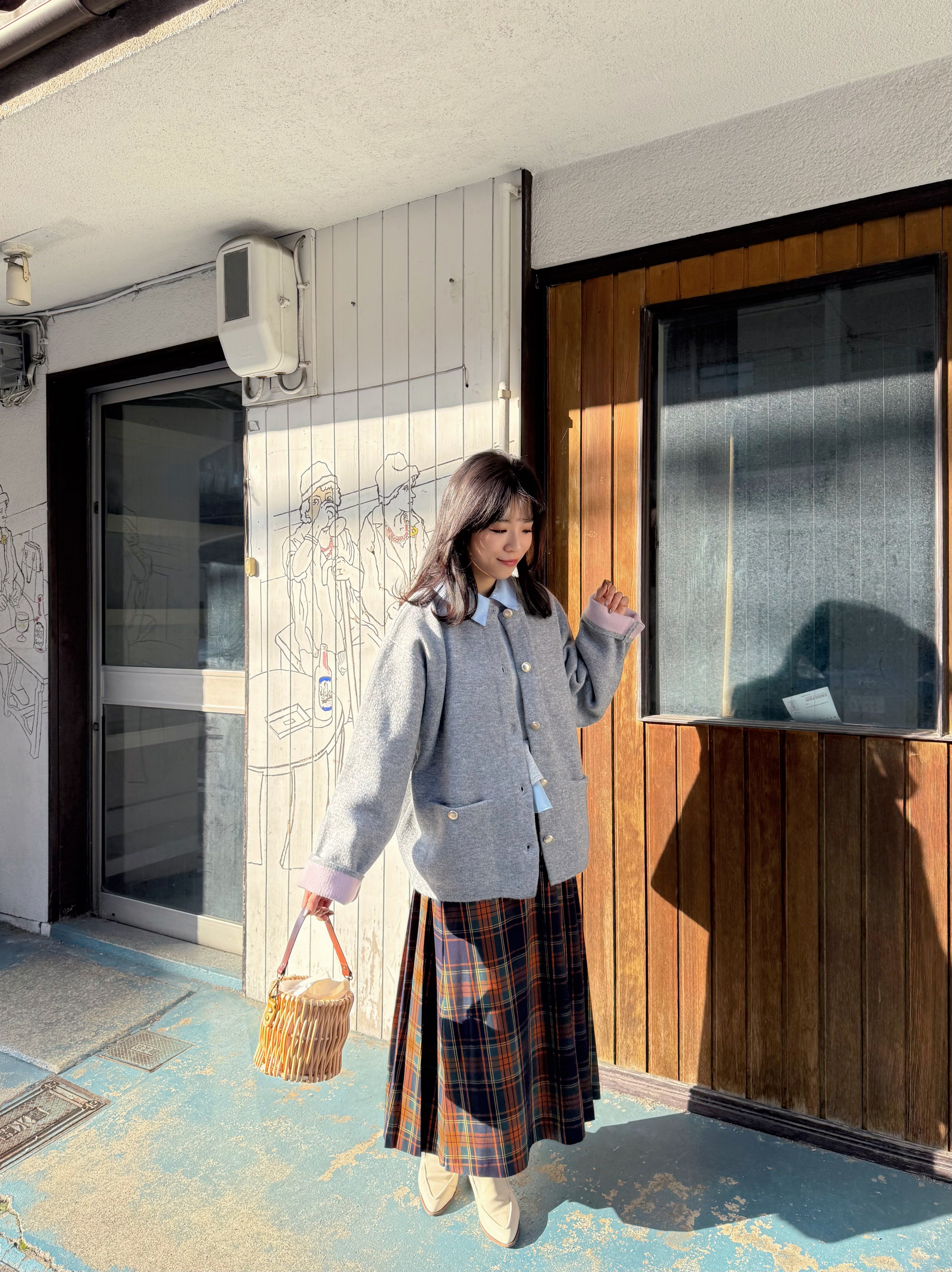 4色•拼色金扣中長款針織外套